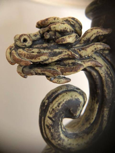 Detail on small vase, click to load a larger version