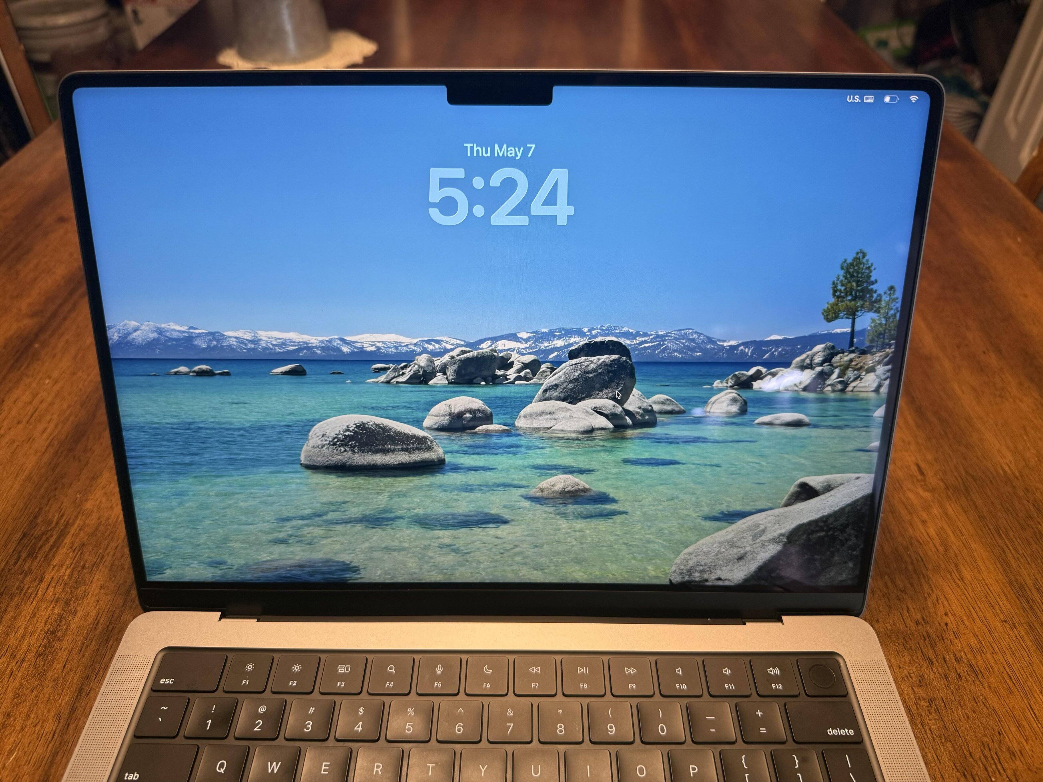 Geek Squad Certified Refurbished MacBook Pro 14