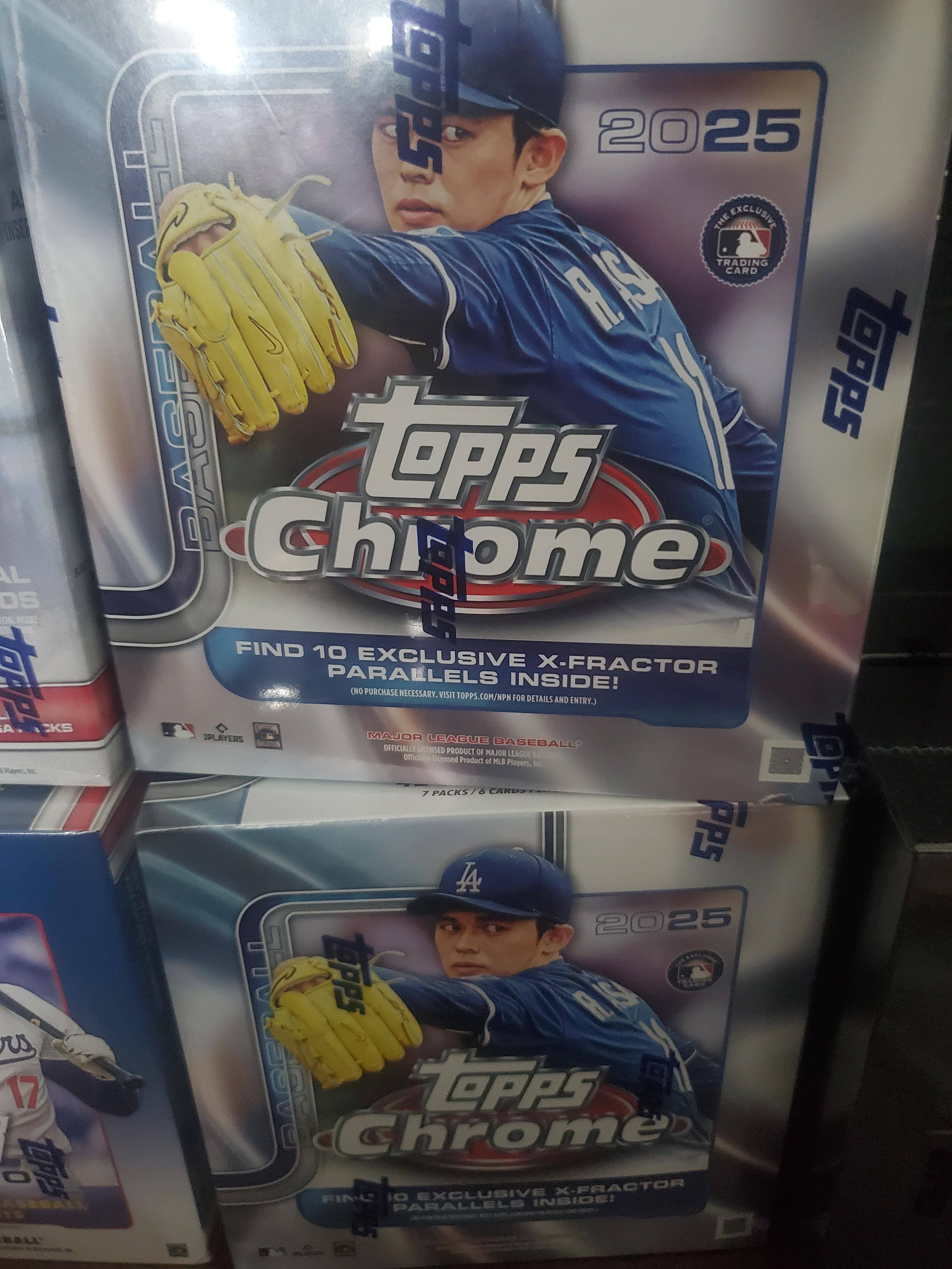 2025 Topps Chrome Baseball Mega Box SP-T25BBCMB - Best Buy
