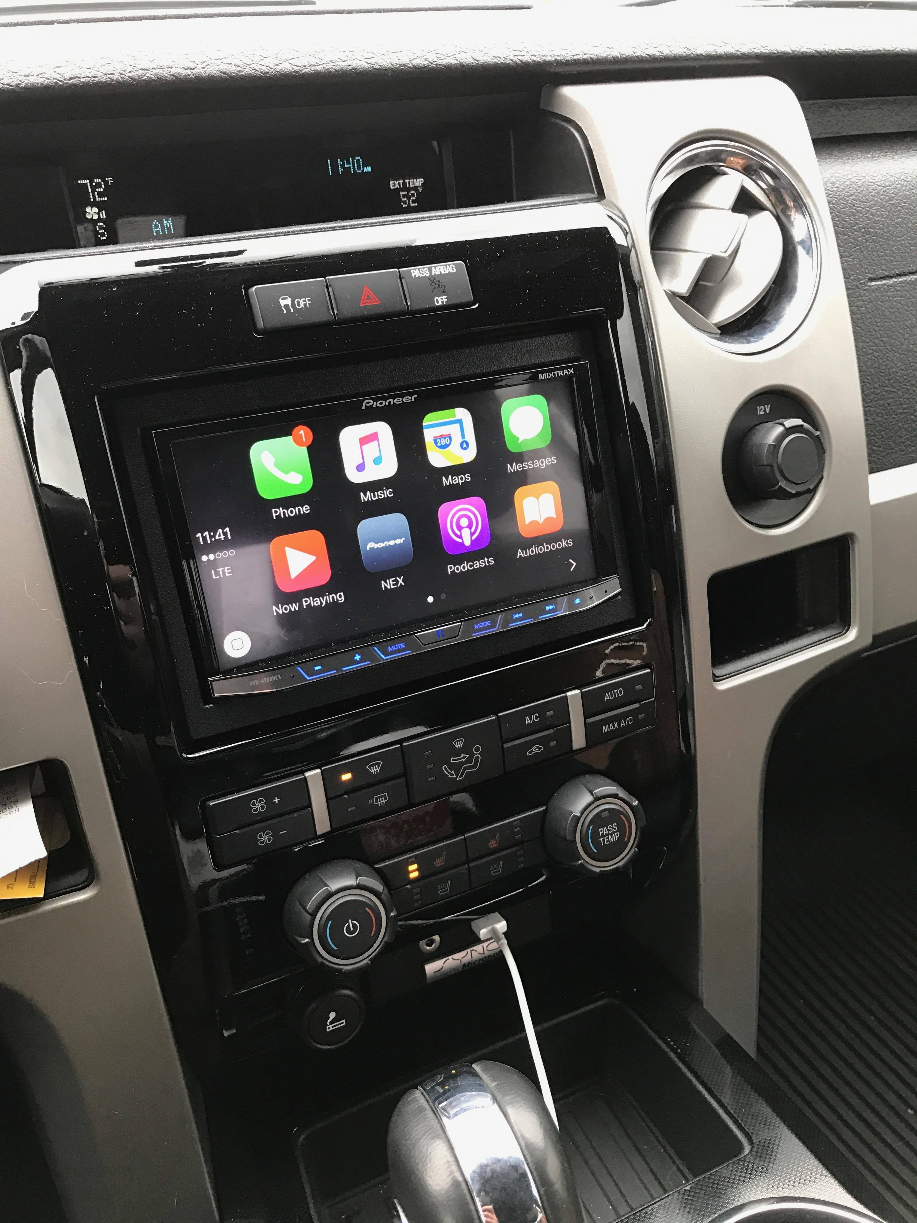 Ford F-150, click to load a larger version