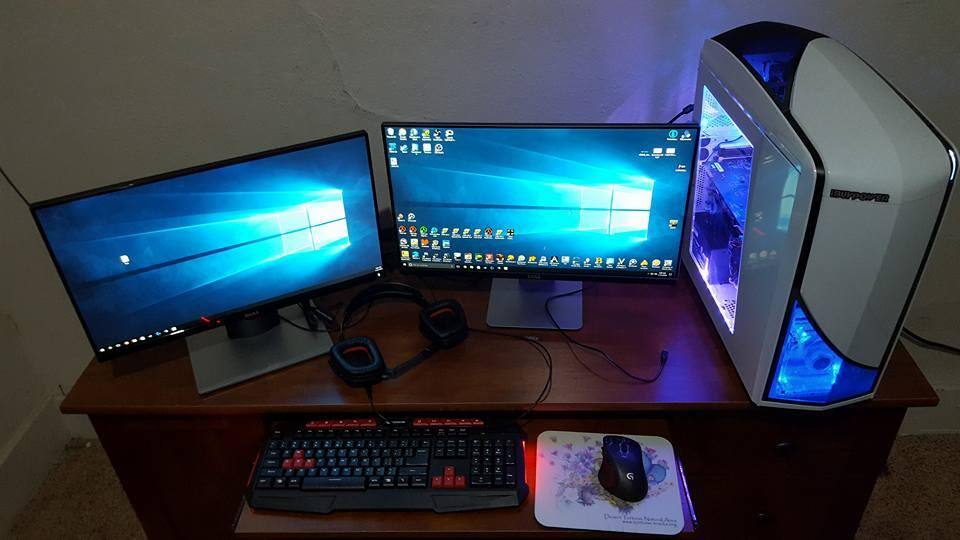 Day 3 setup (nothing added yet) with the keyboard it comes with and a Logitech G700s mouse., click to load a larger version
