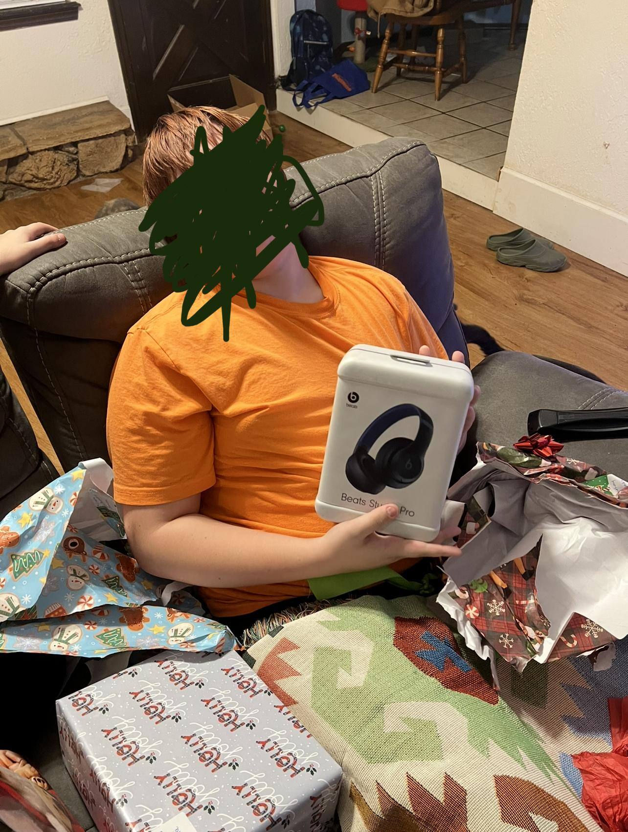 Customer provided, click to load a larger version