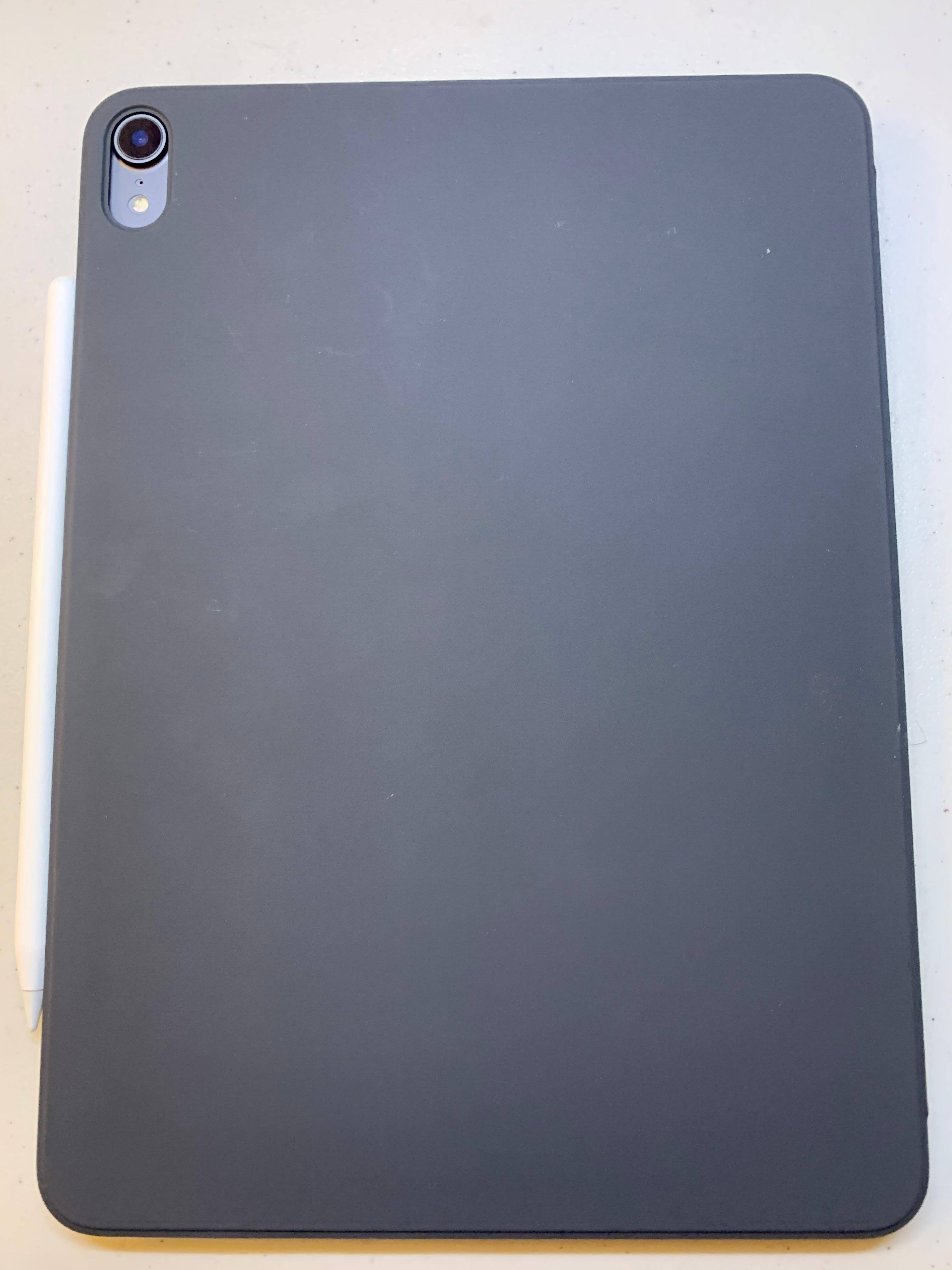 Apple Smart Folio for 11 inch iPad Pro (1st and 2nd Generation
