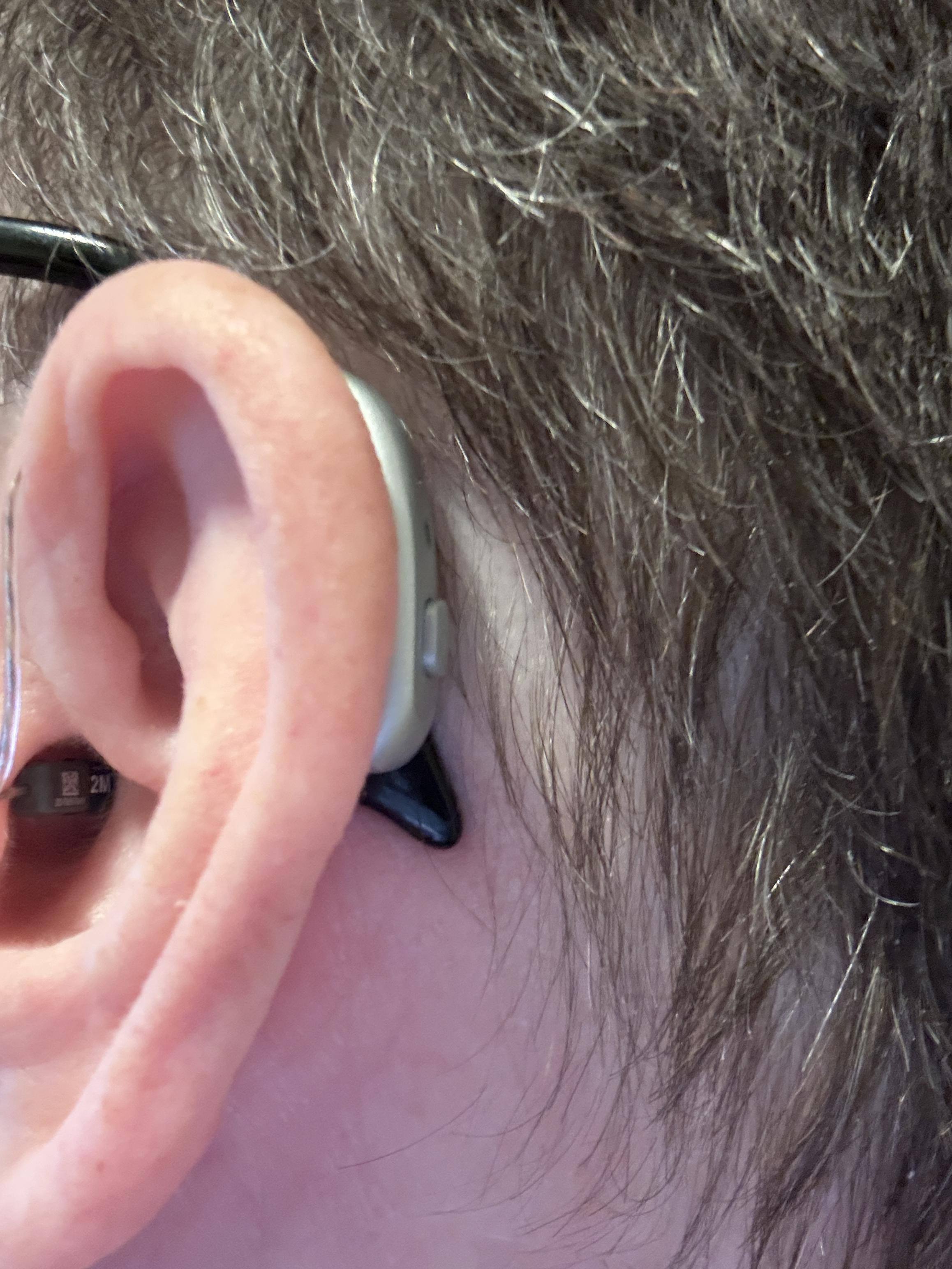 Comfortable fit even with glasses, click to load a larger version