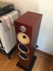 Front of speaker showing depth. Without magnetic cover., click to load a larger version