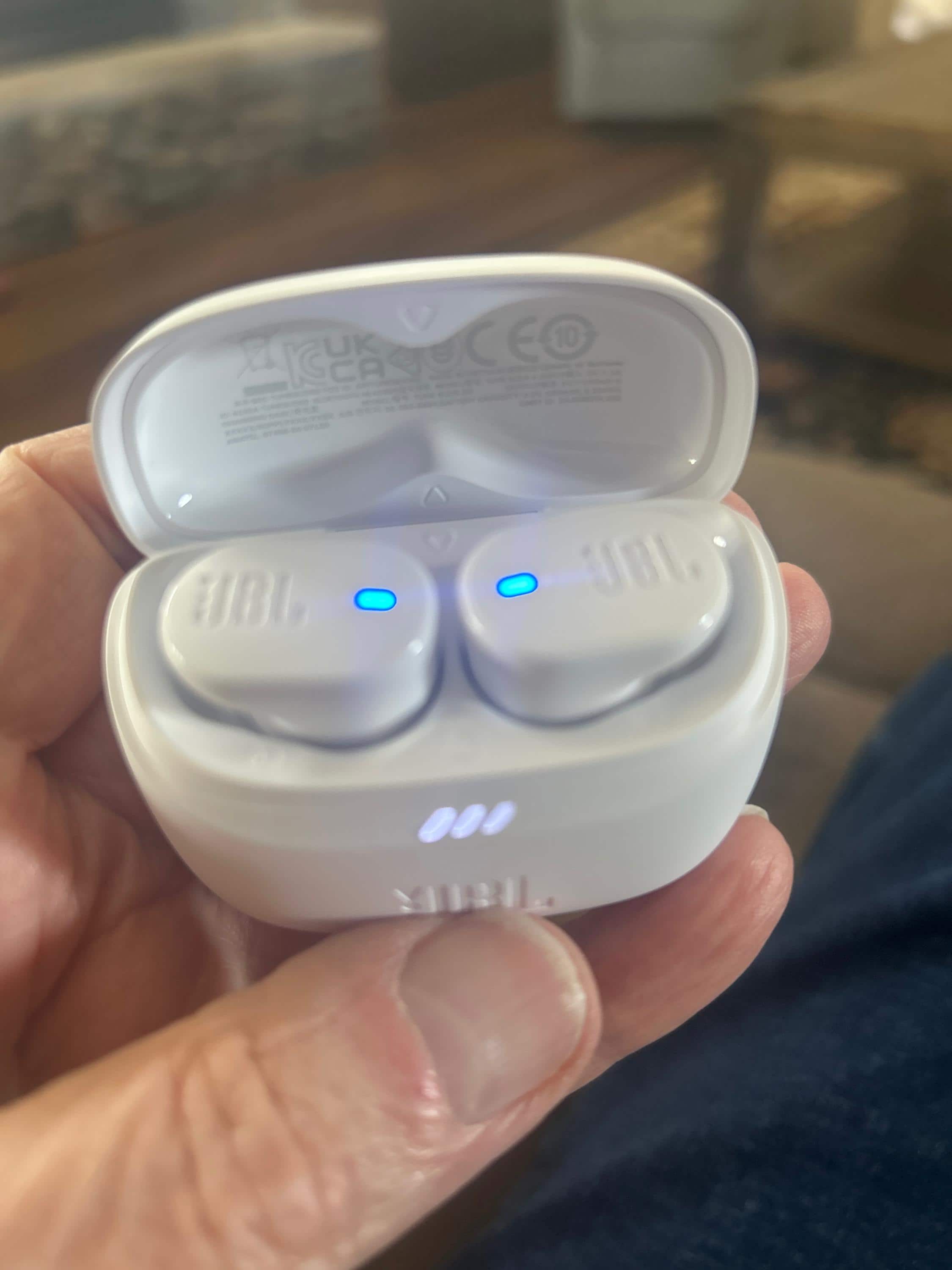 JBL Tune Buds 2 True Wireless Noise Cancelling Earbuds 2025 White