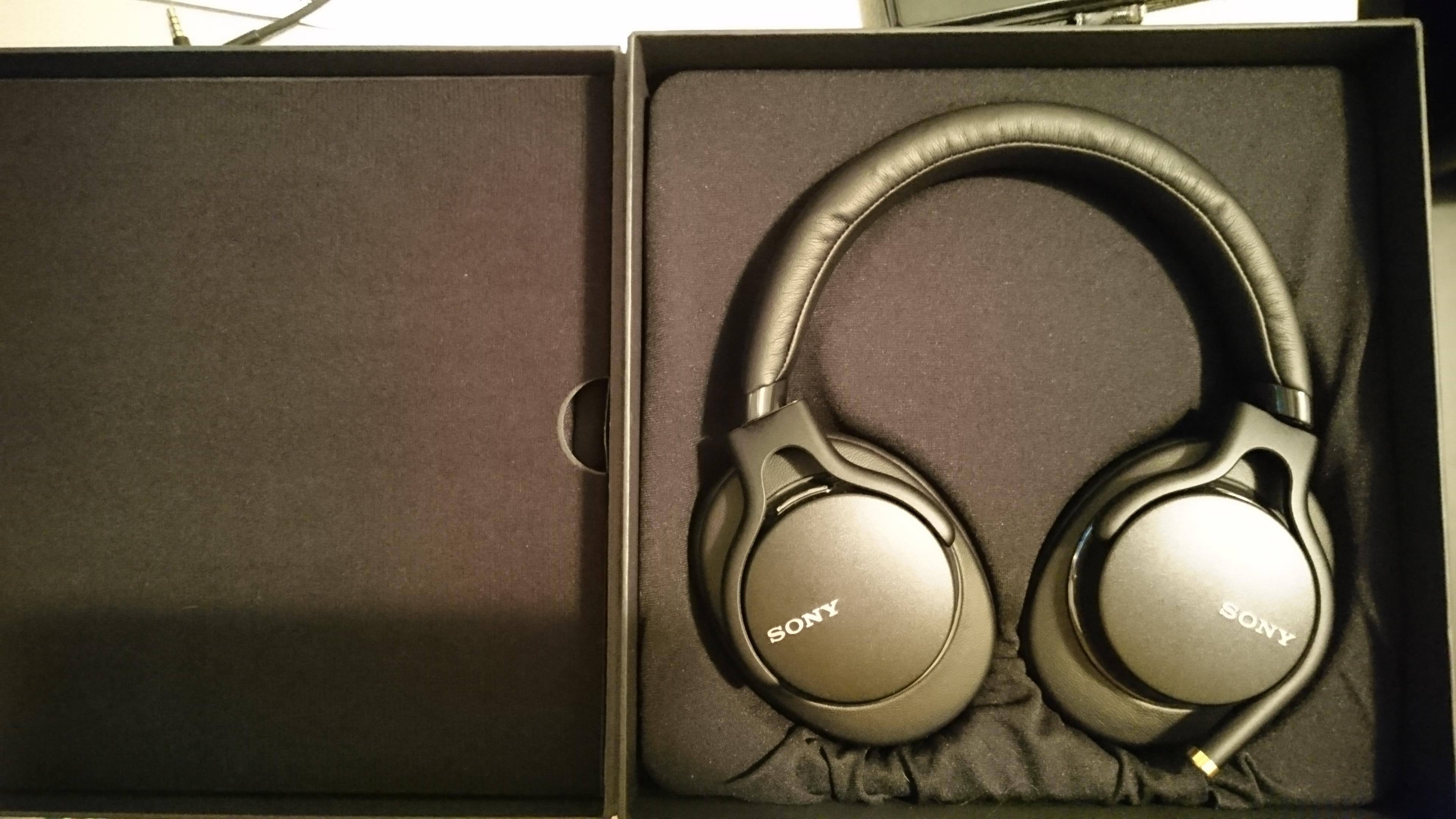 SONY MDR-1AM2 ブラック 有線 Amazon.com: Sony MDR1AM2 Wired High Resolution Audio