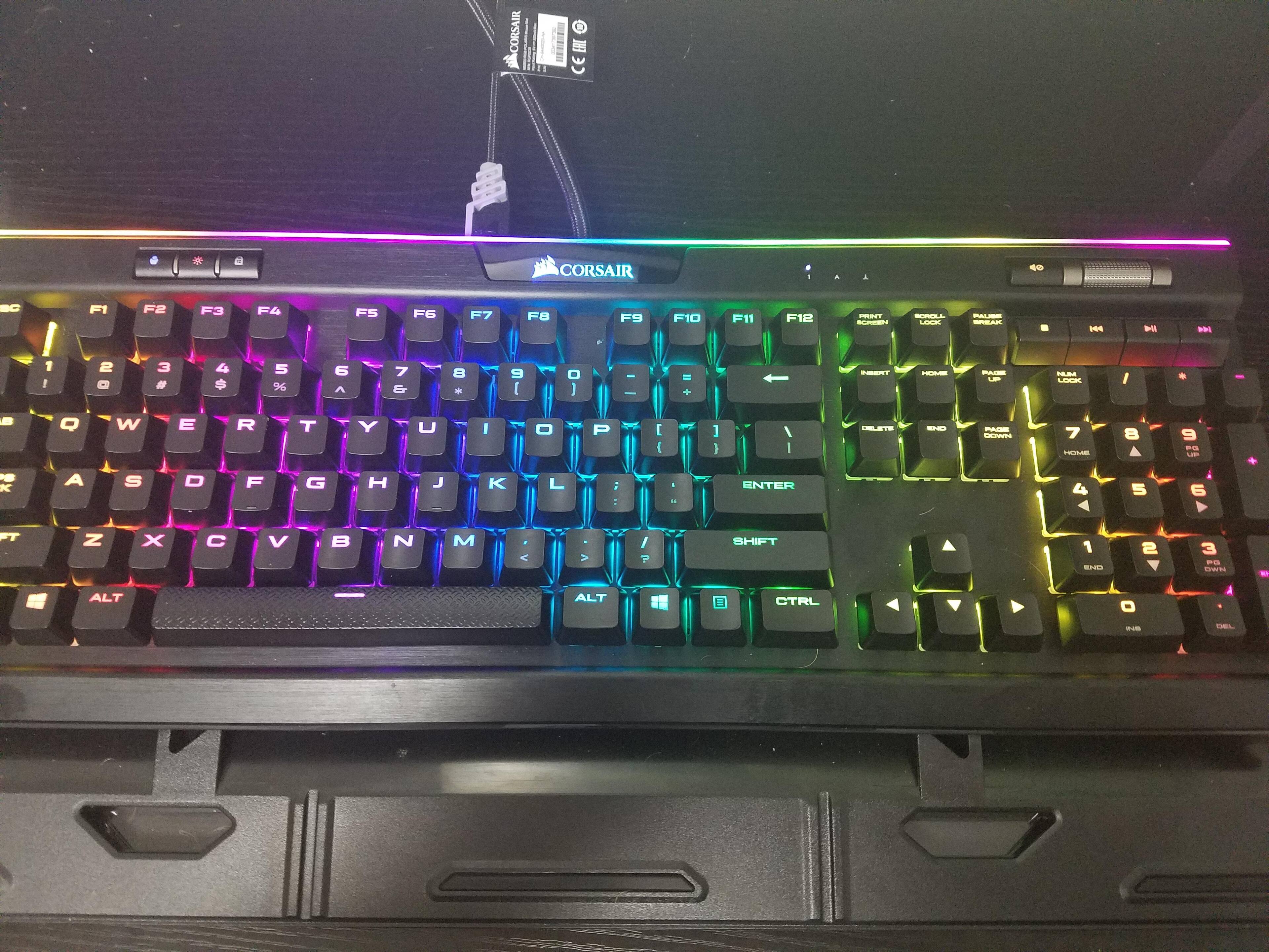 Top view of Keyboard using Rainbow Wave profile., click to load a larger version