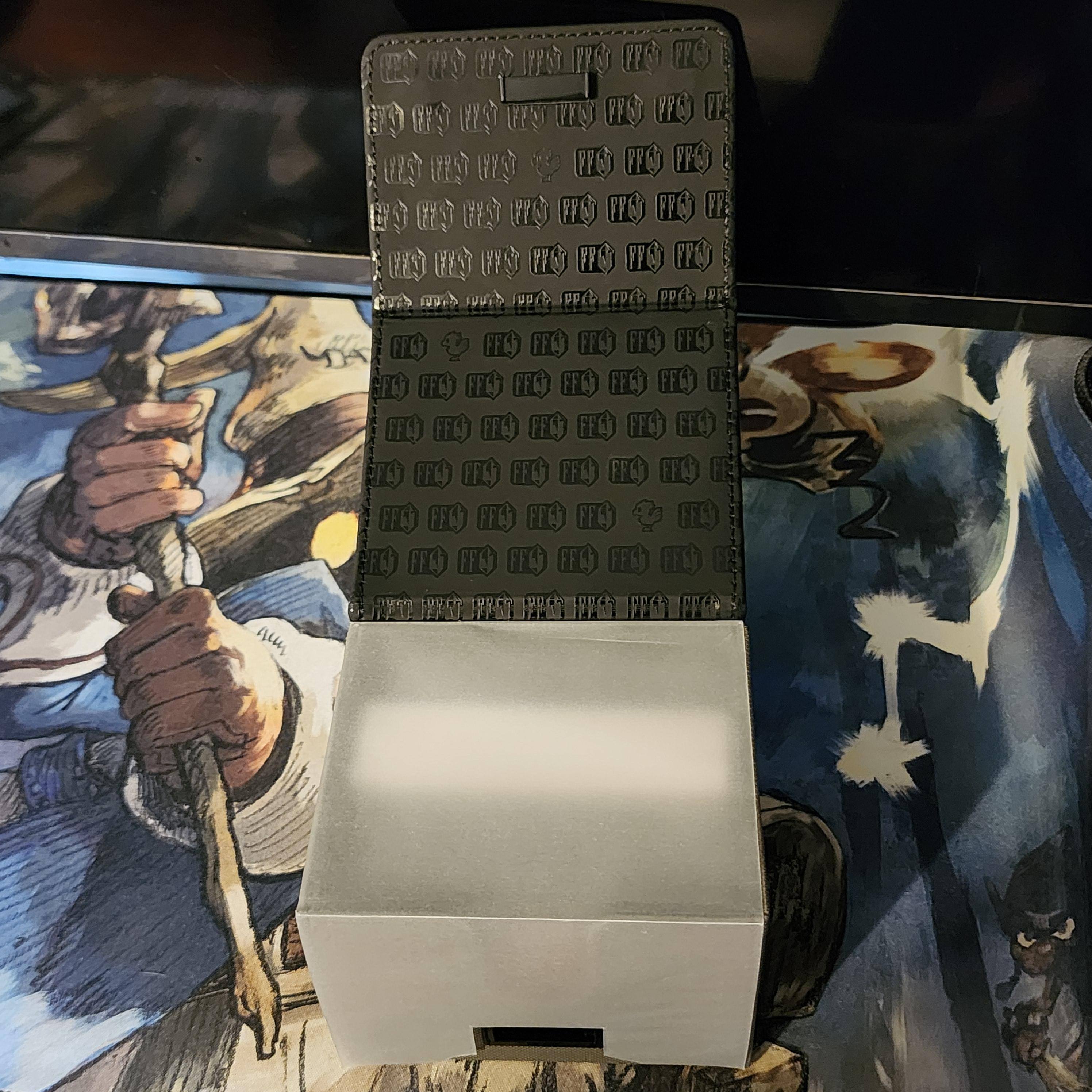 Ultra PRO Magic: The Gathering Final Fantasy Sephiroth, Planet's