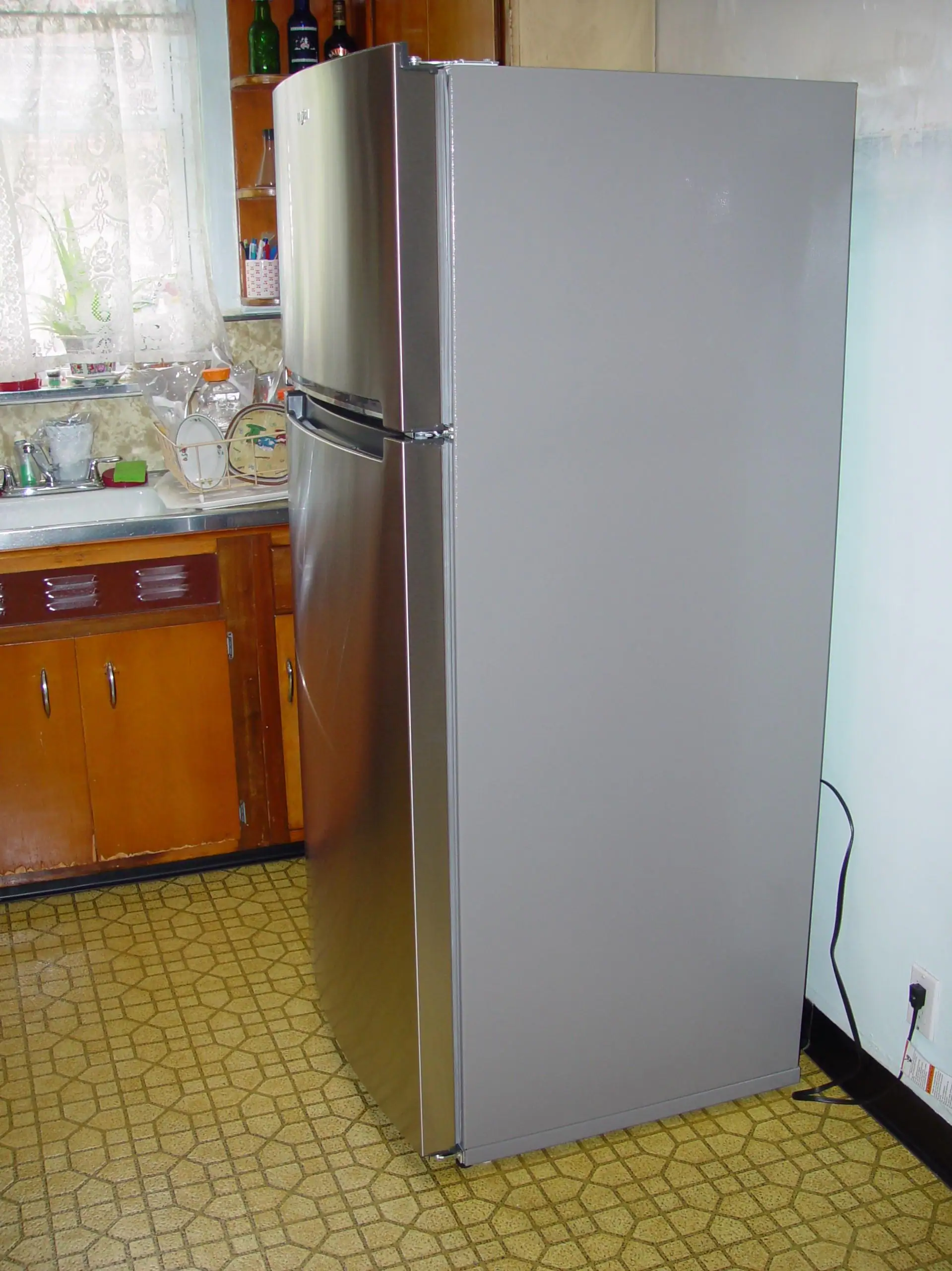 1/8 the cost of my broken LG, click to load a larger version