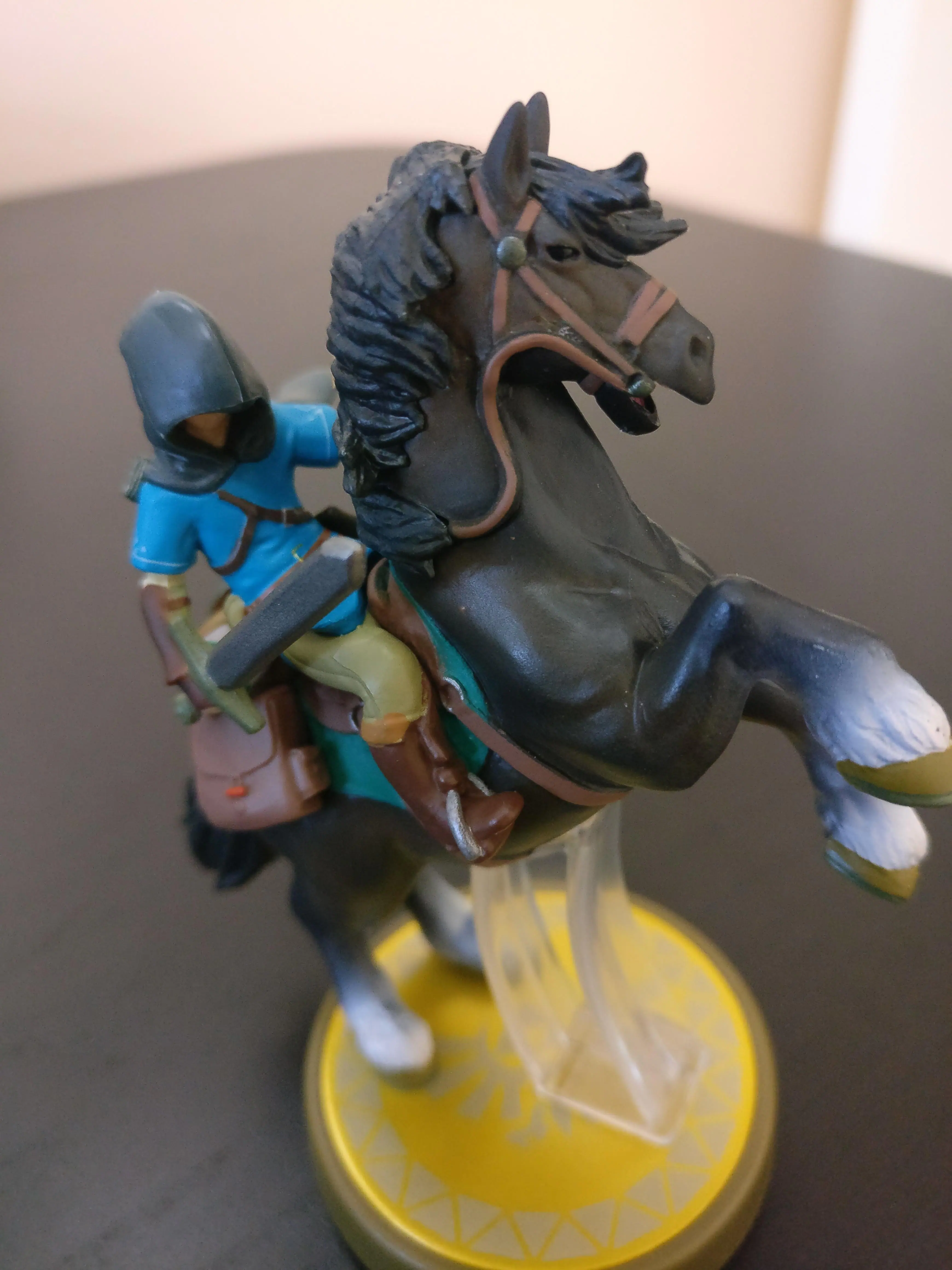 facial features on horse well done, click to load a larger version