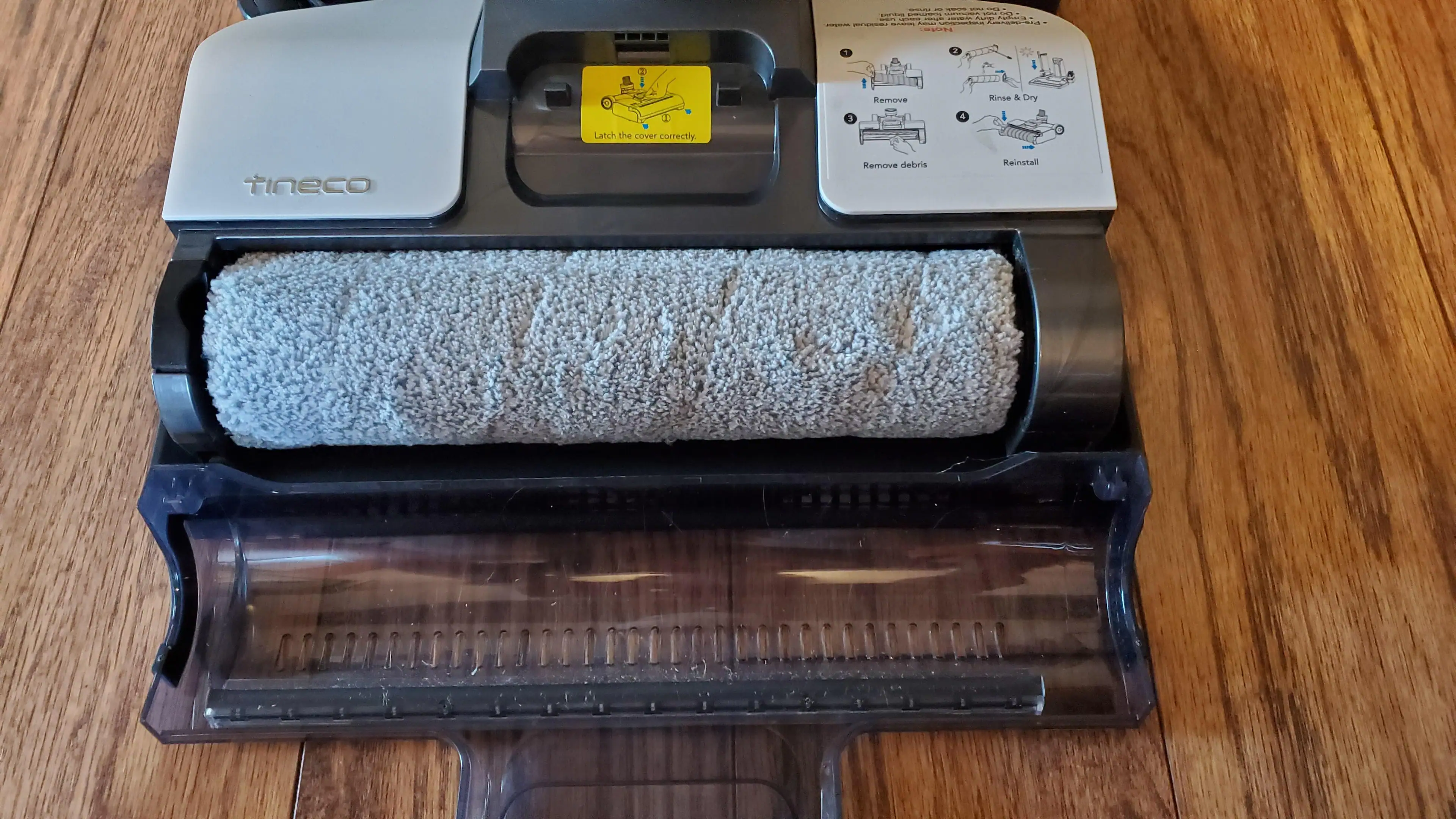 Roller door open, just pull out the roller., click to load a larger version