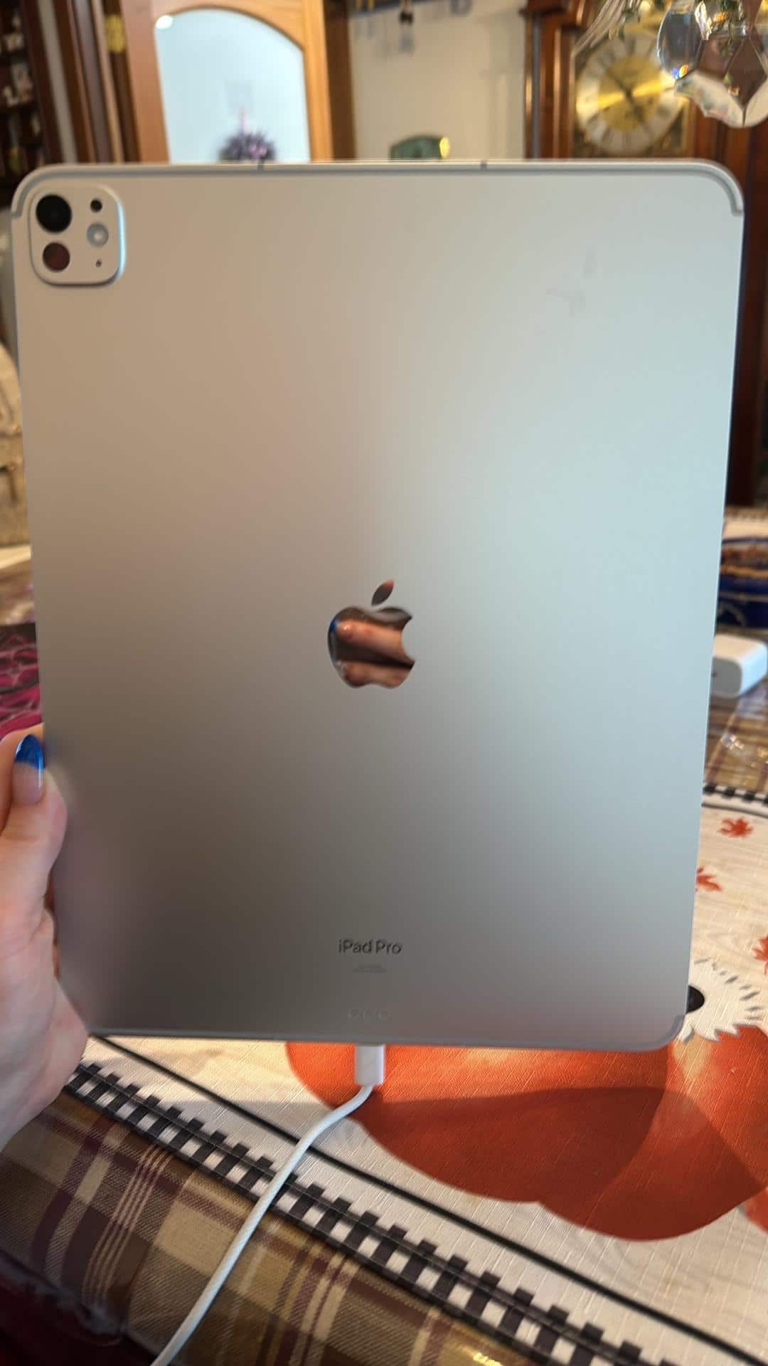 Apple 13 inch iPad Pro M4 chip Built for Apple Intelligence