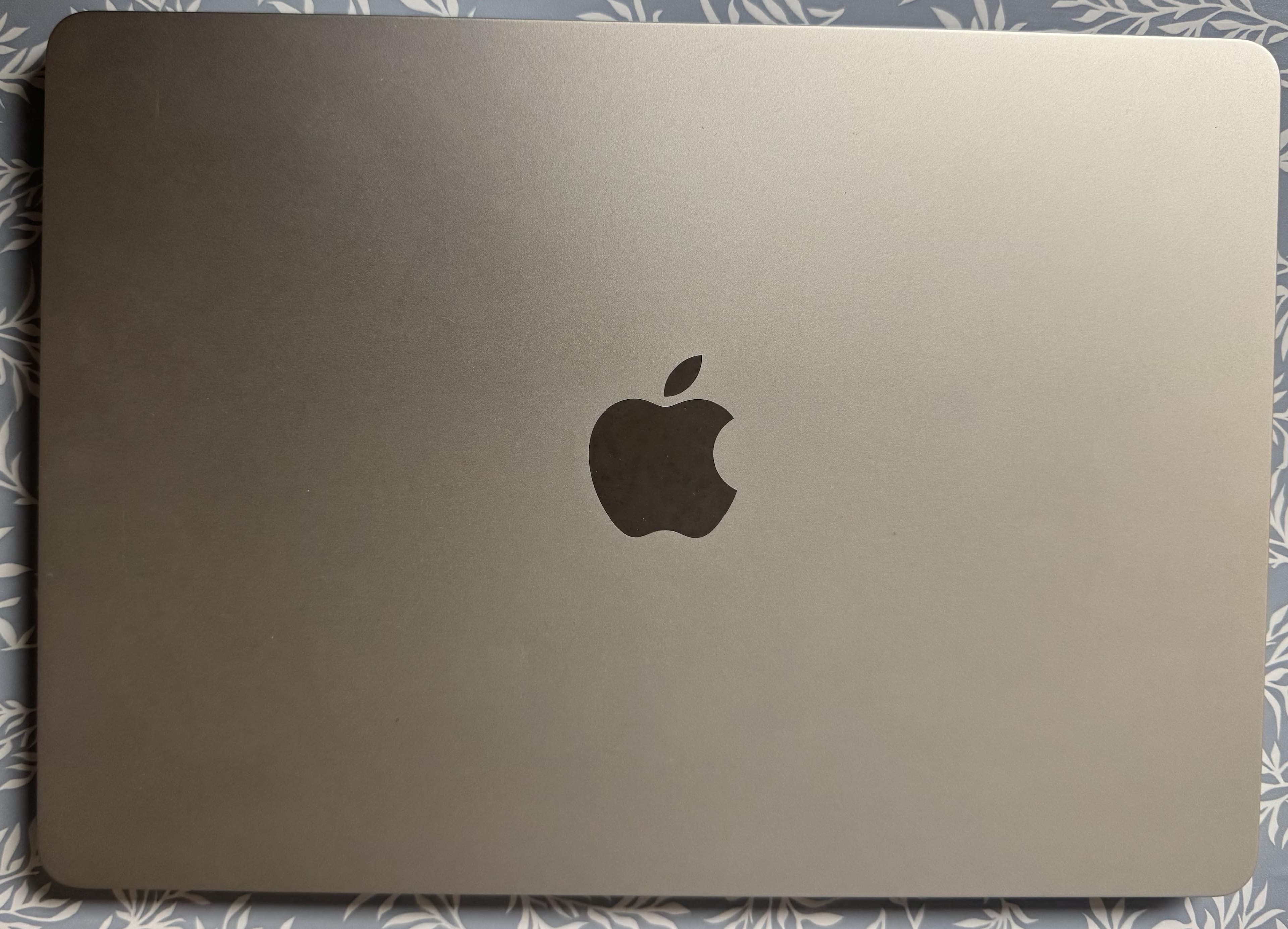 Apple MacBook Air 13 inch Laptop Apple M3 chip Built for