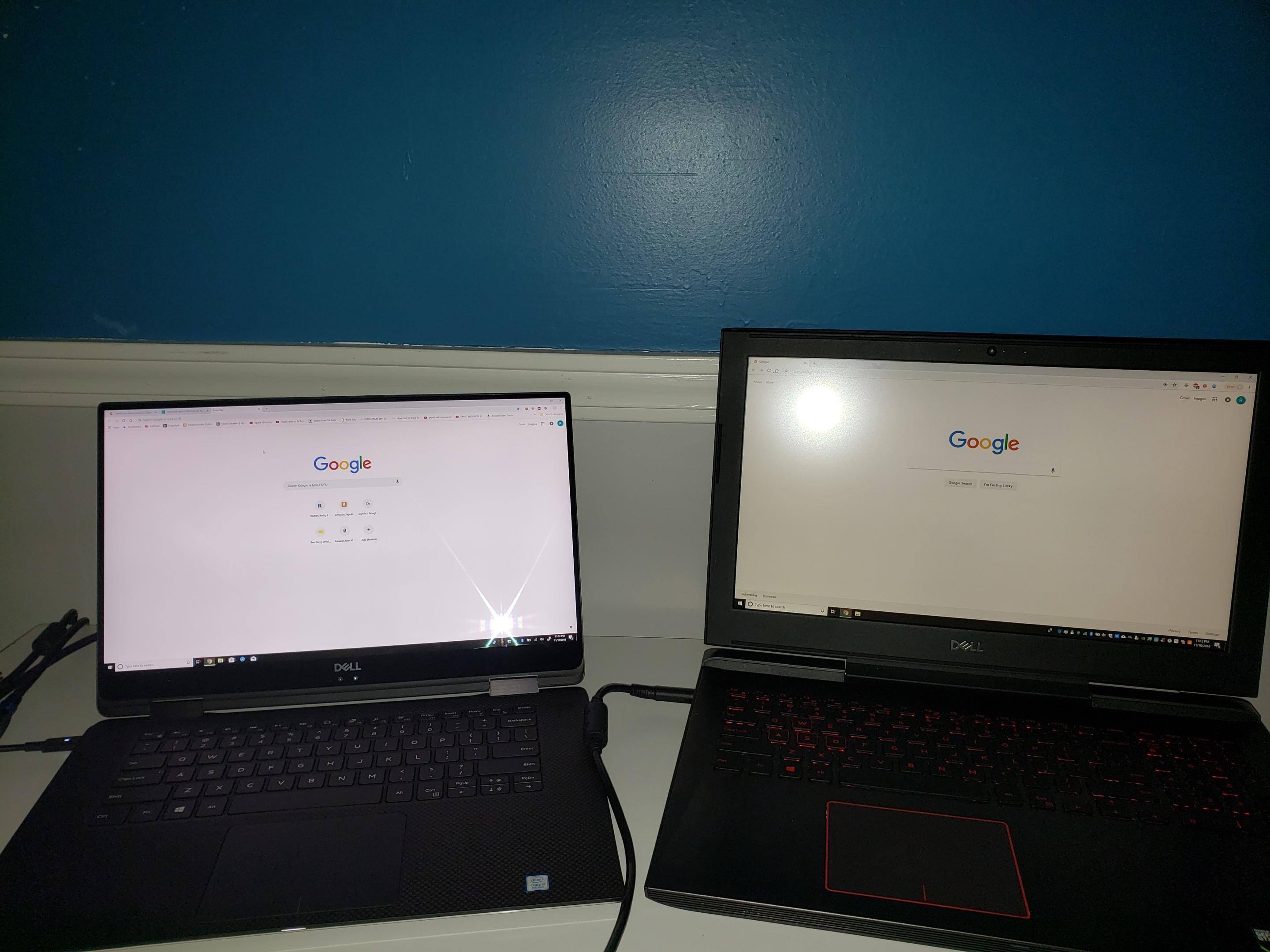 XPS on the left, Inspiron on the right, click to load a larger version