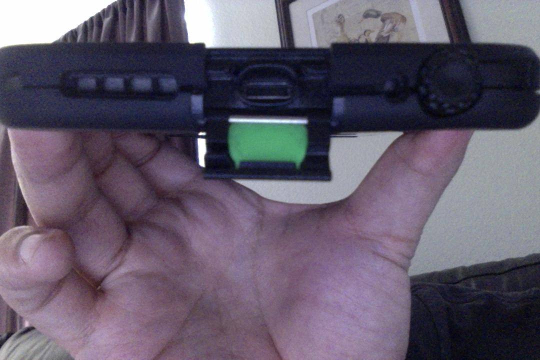 not flush.. broken flap, click to load a larger version