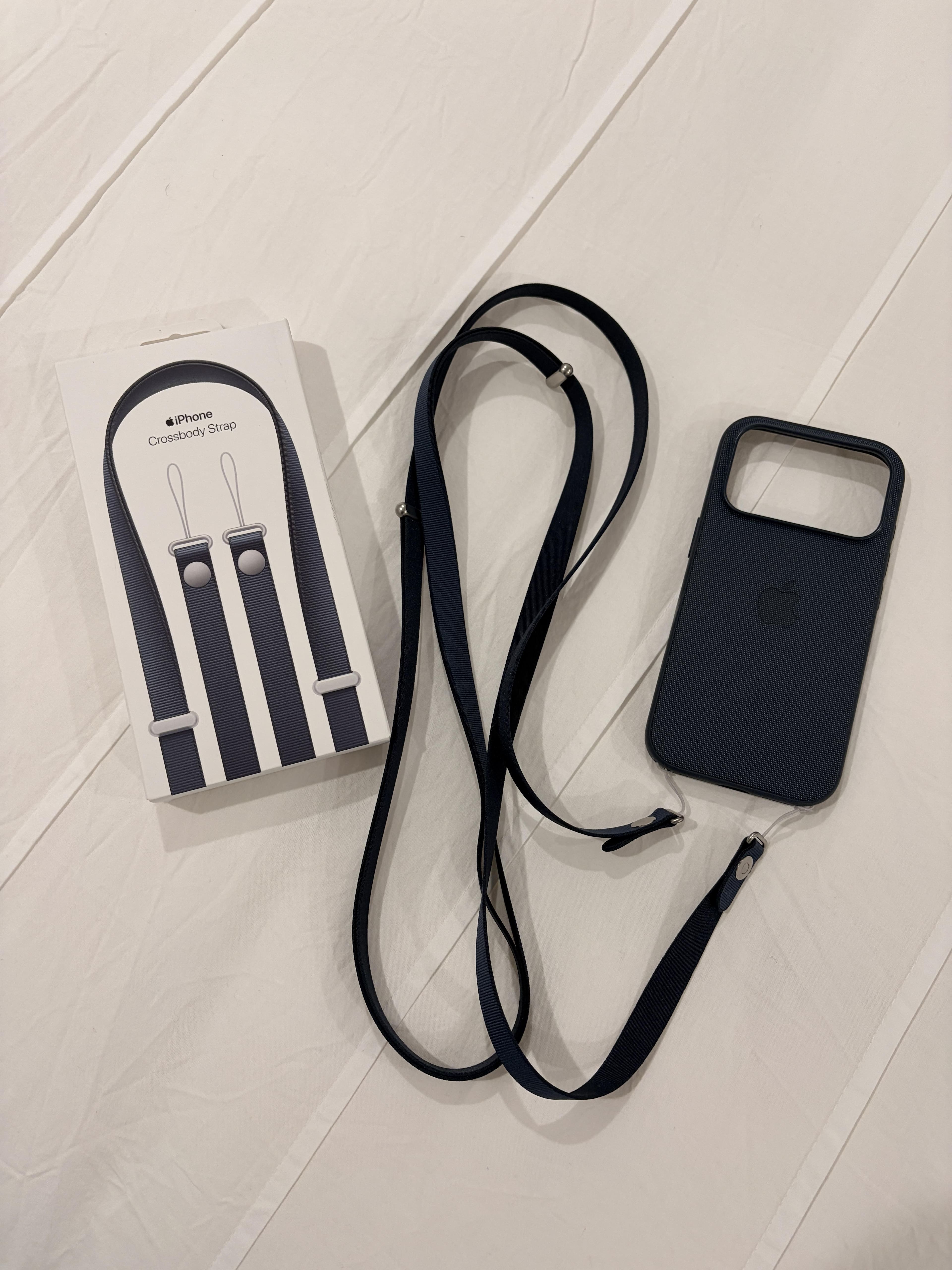 新品未開封 黒 iPhone Crossbody Strap Apple Crossbody Strap Purple MGGJ4LL/A - Best Buy