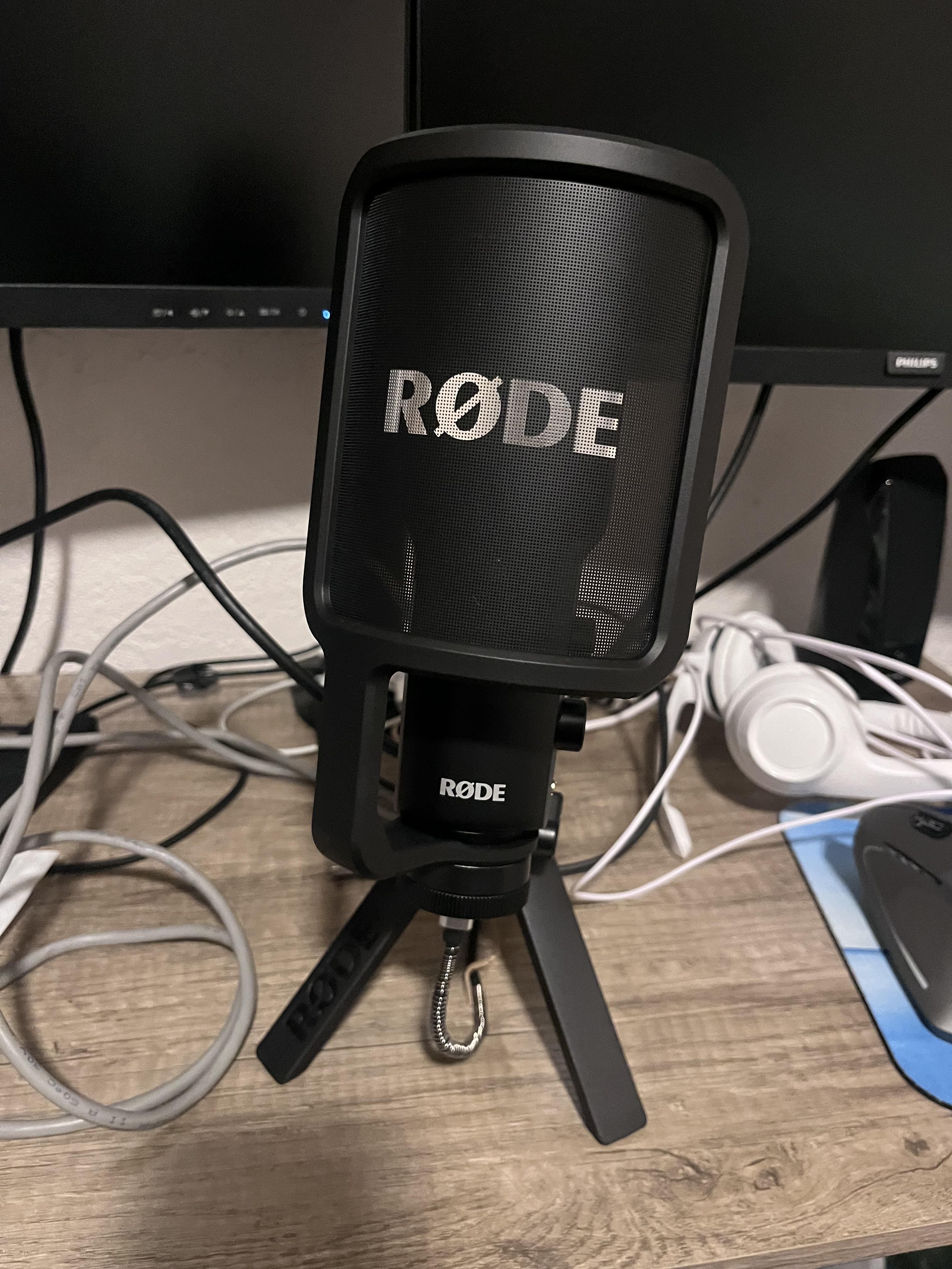 RØDE NT USB+ Wired Condenser Microphone with USB Type C Black/Blue
