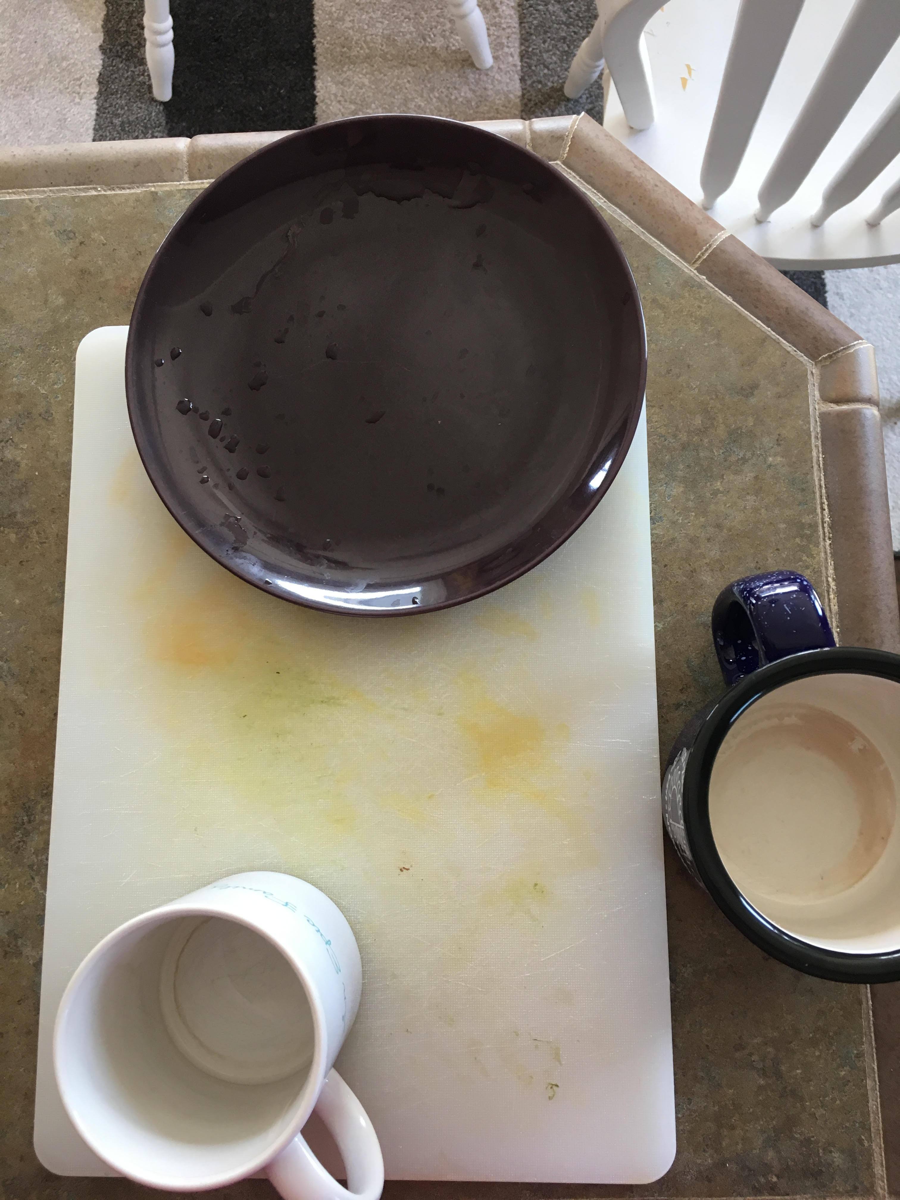 Fresh out of the dishwasher, and you'd never know it., click to load a larger version