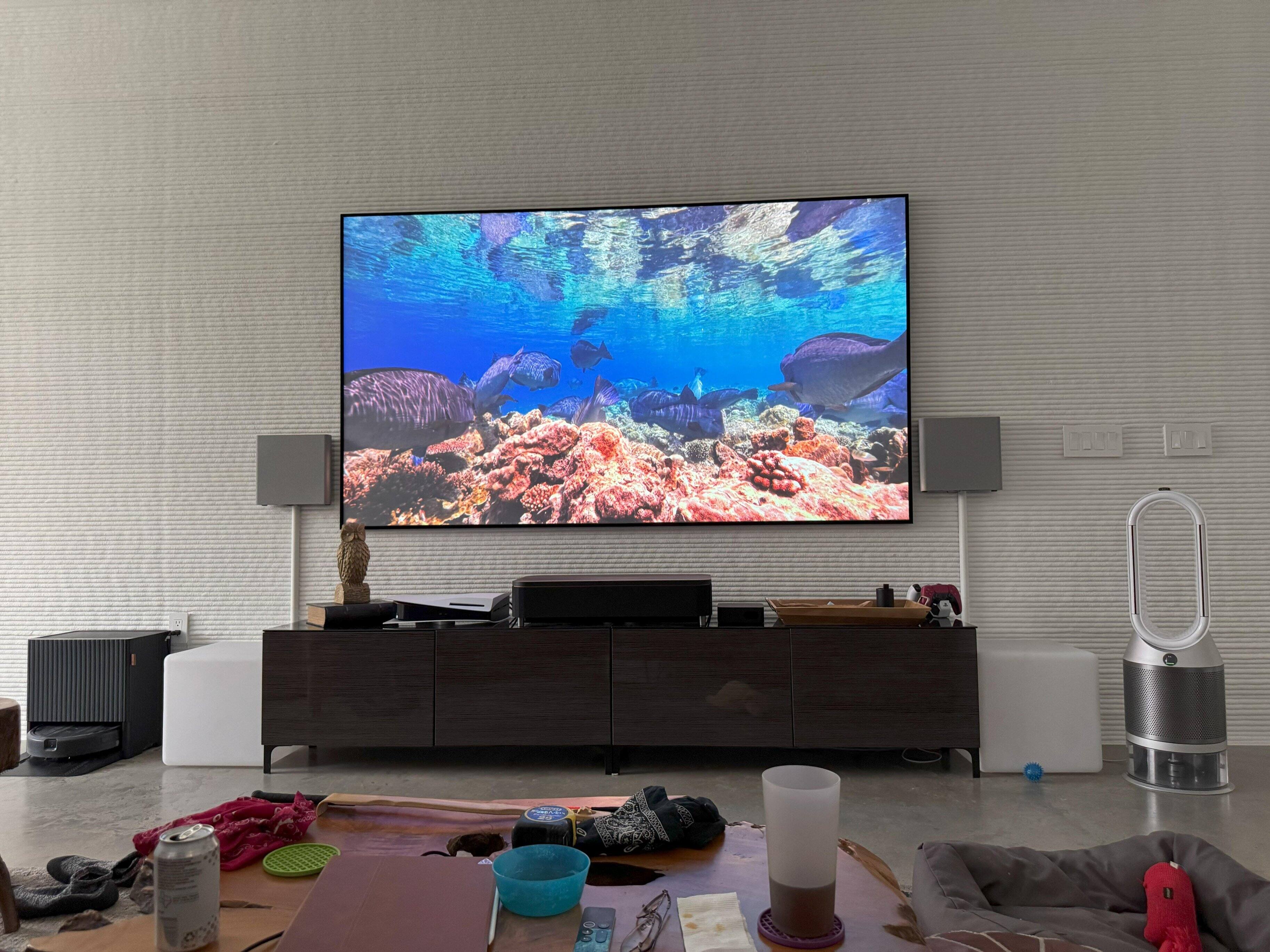 50% brightness, vivid colors, late afternoon., click to load a larger version