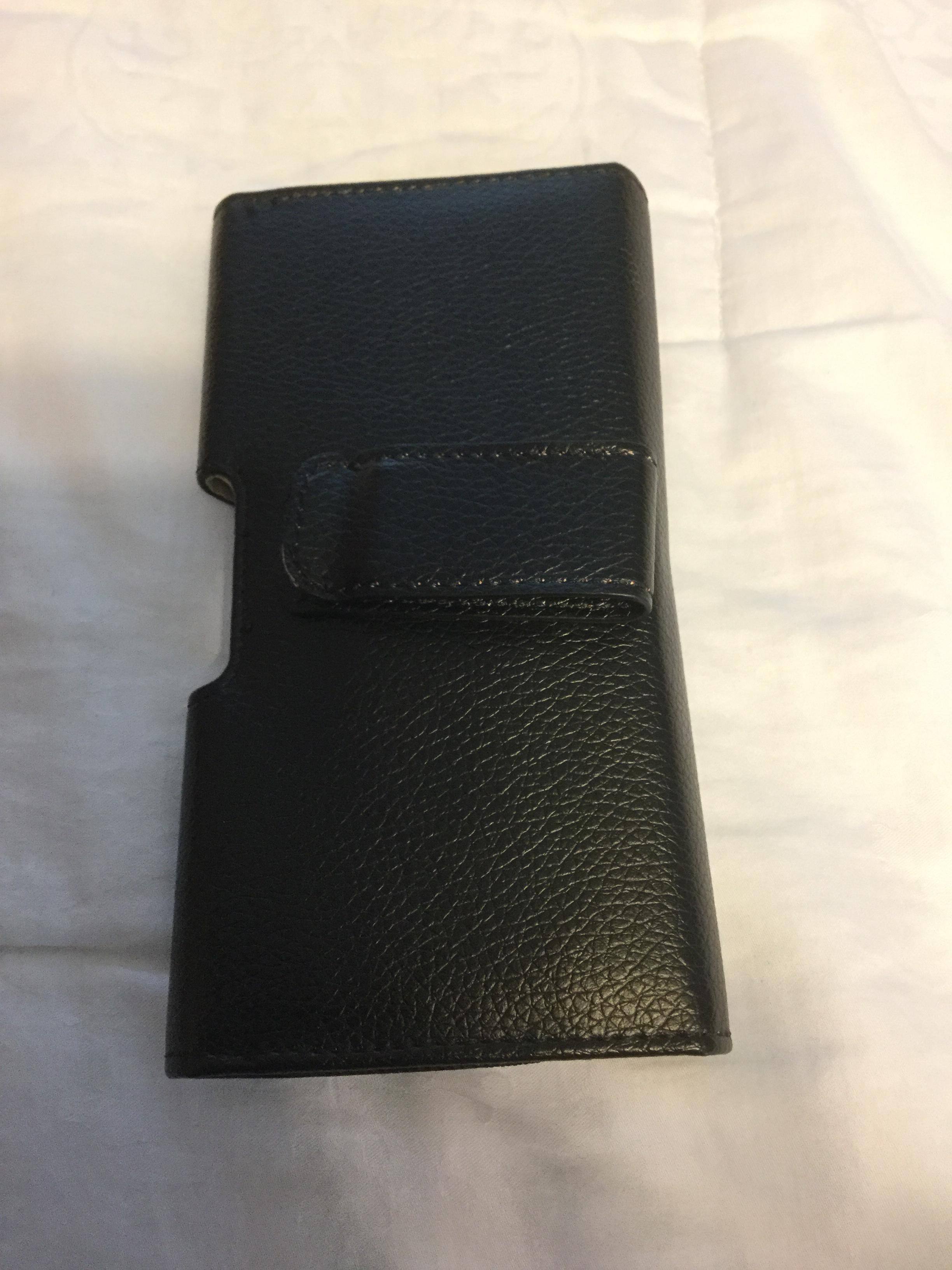 Clip on back, click to load a larger version