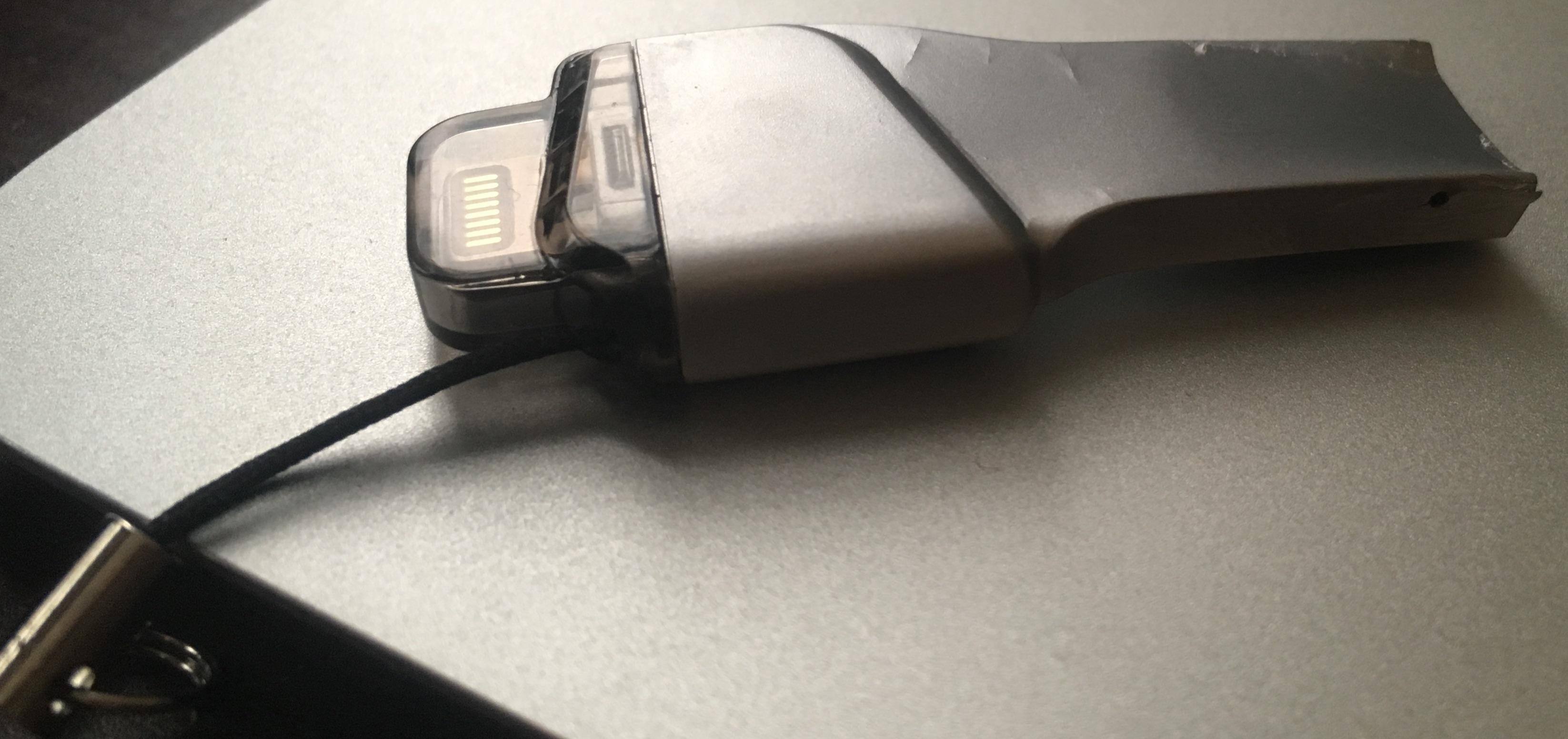 Damaged USB, click to load a larger version