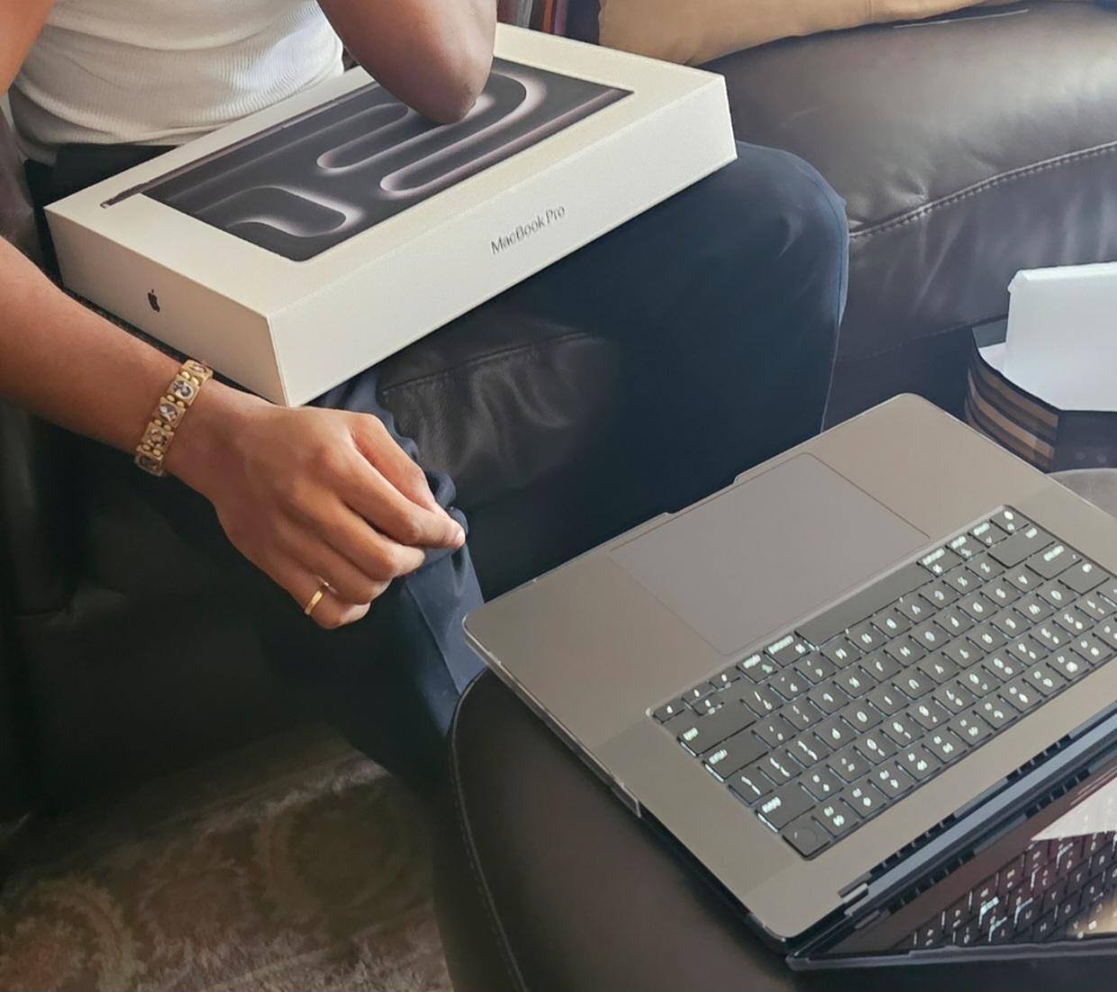 Apple MacBook Pro 16