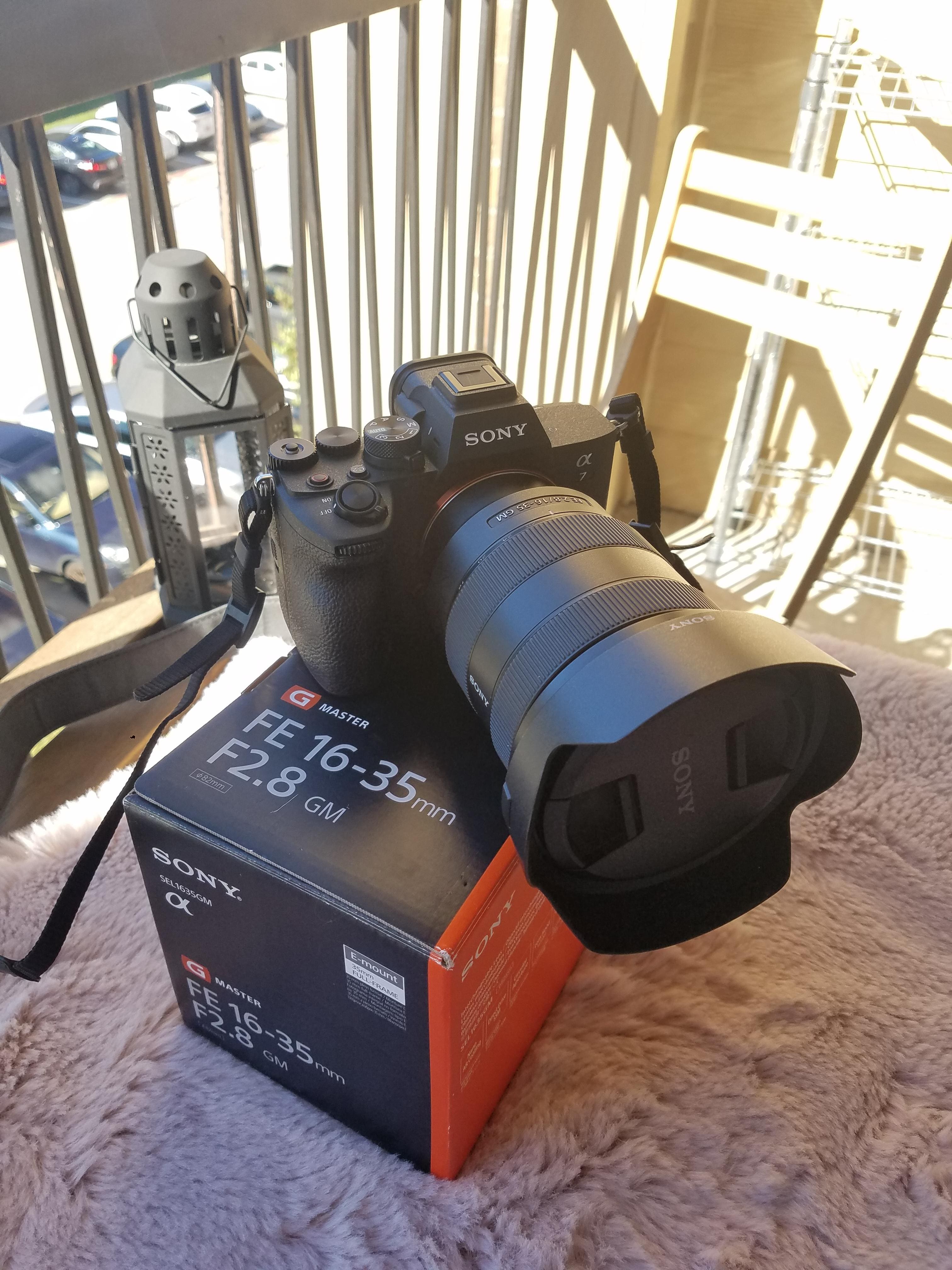 Sony G Master FE 16 35mm f/2.8 GM Wide Angle Zoom Lens for E