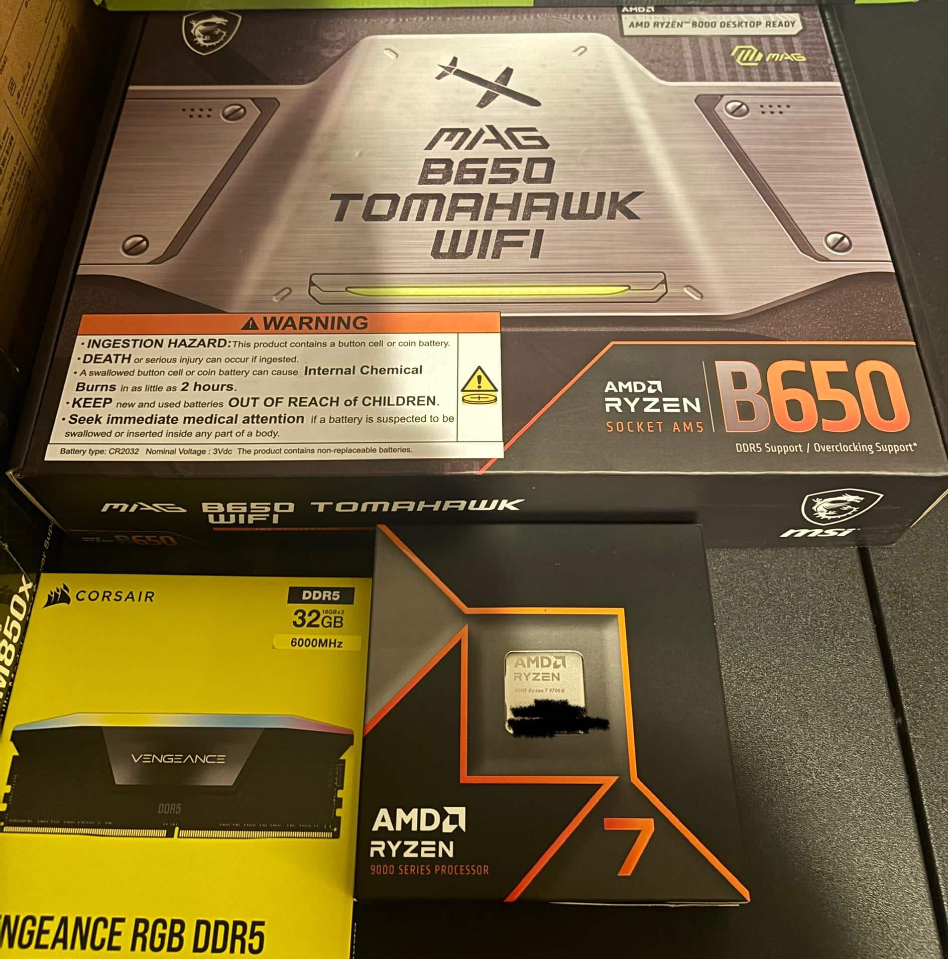 AMD Ryzen 7 9700X 8 Core 16 Thread 3.8 GHz (5.5 GHz Max AMD Ryzen 7 9700X 8 Core 16 Thread 3.8 GHz (5.5 GHz Max