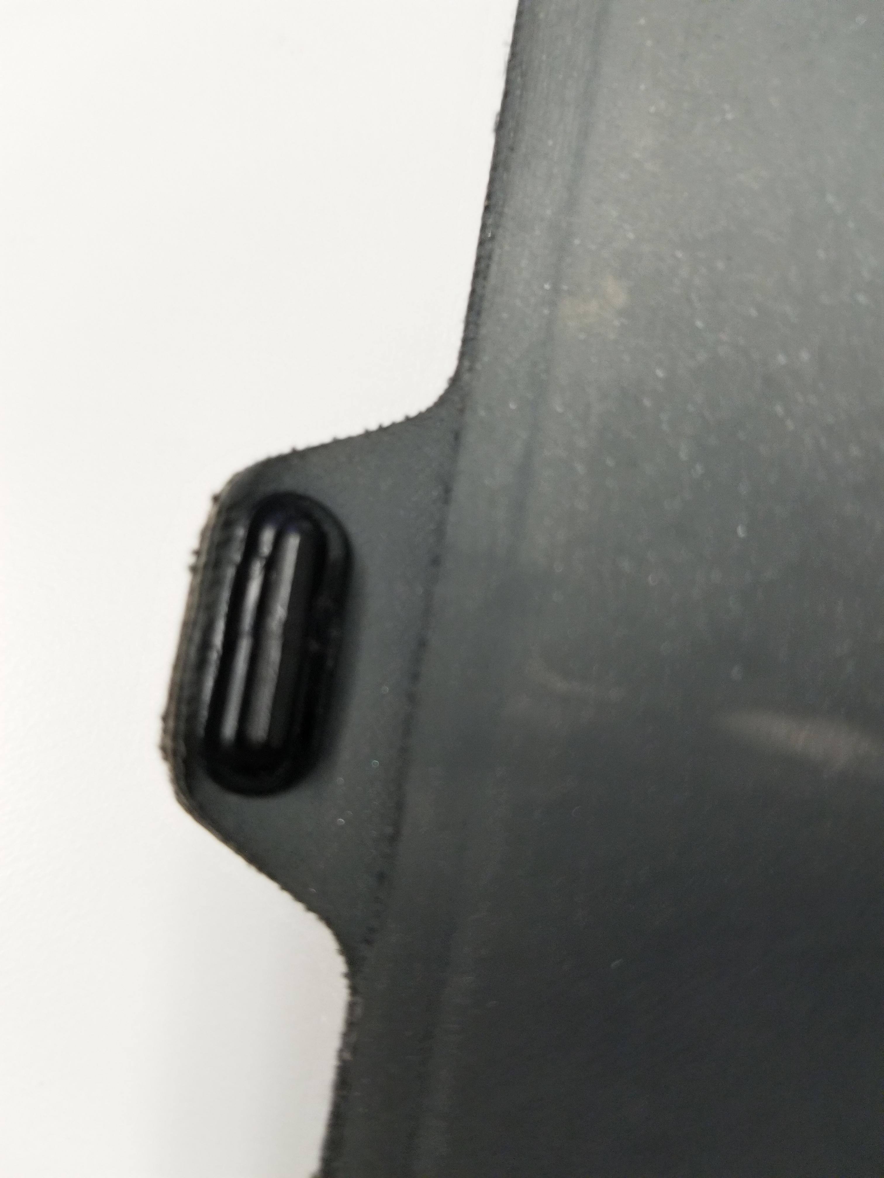 Clip broken and glued, click to load a larger version