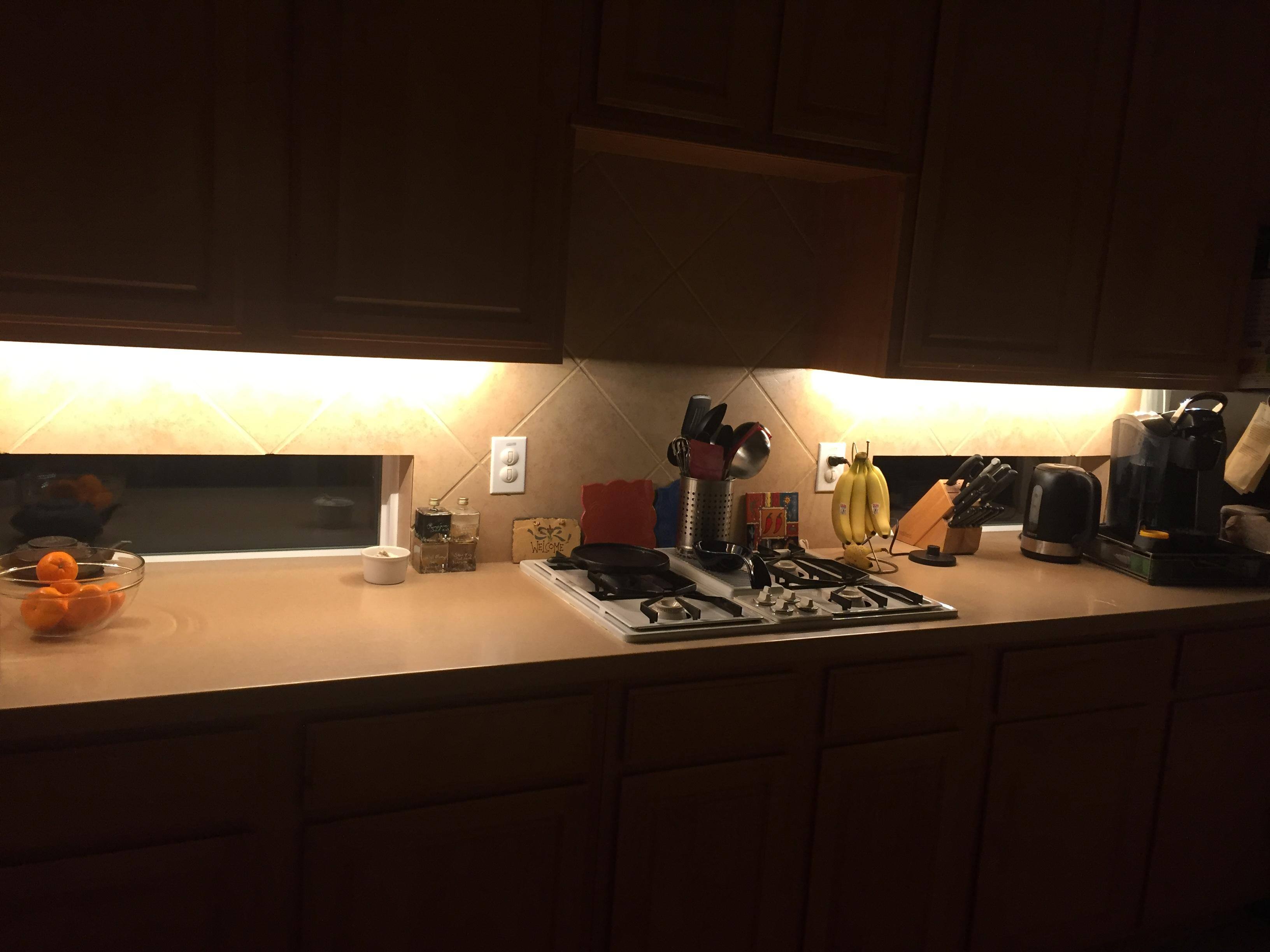 Kitchen under cabinet lightening, click to load a larger version