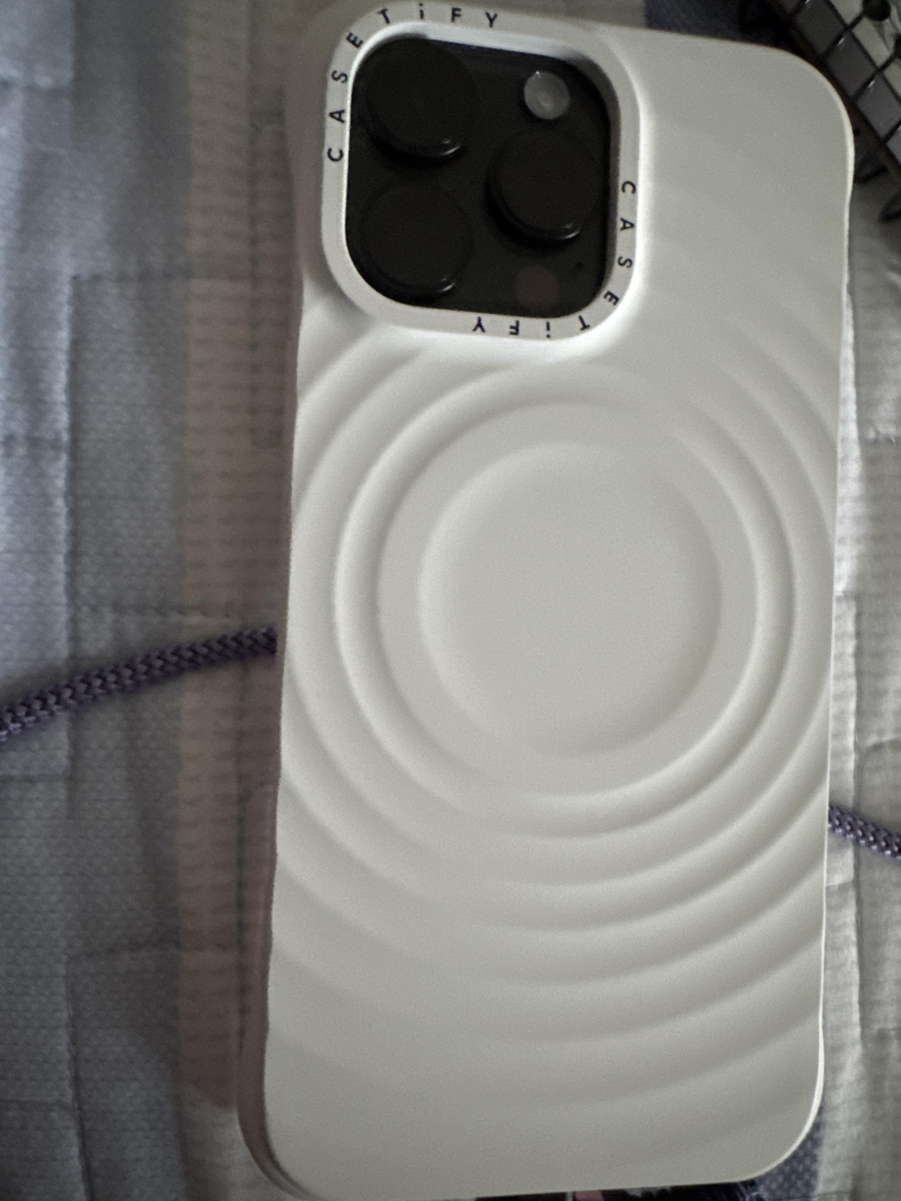 CASETiFY Essentials Ripple Case with MagSafe for Apple iPhone 15
