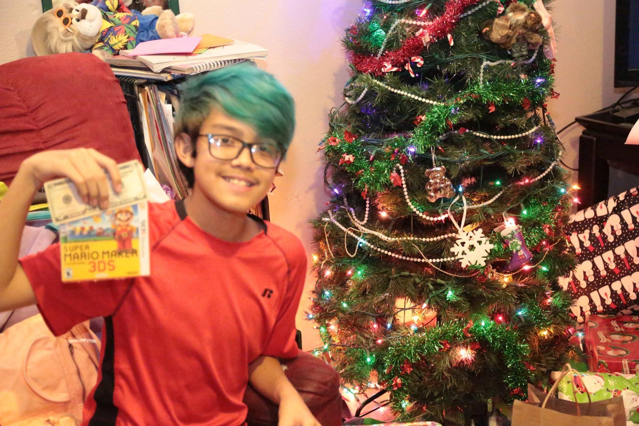 Nickolus J Romo very thankful for Santa 2016, click to load a larger version