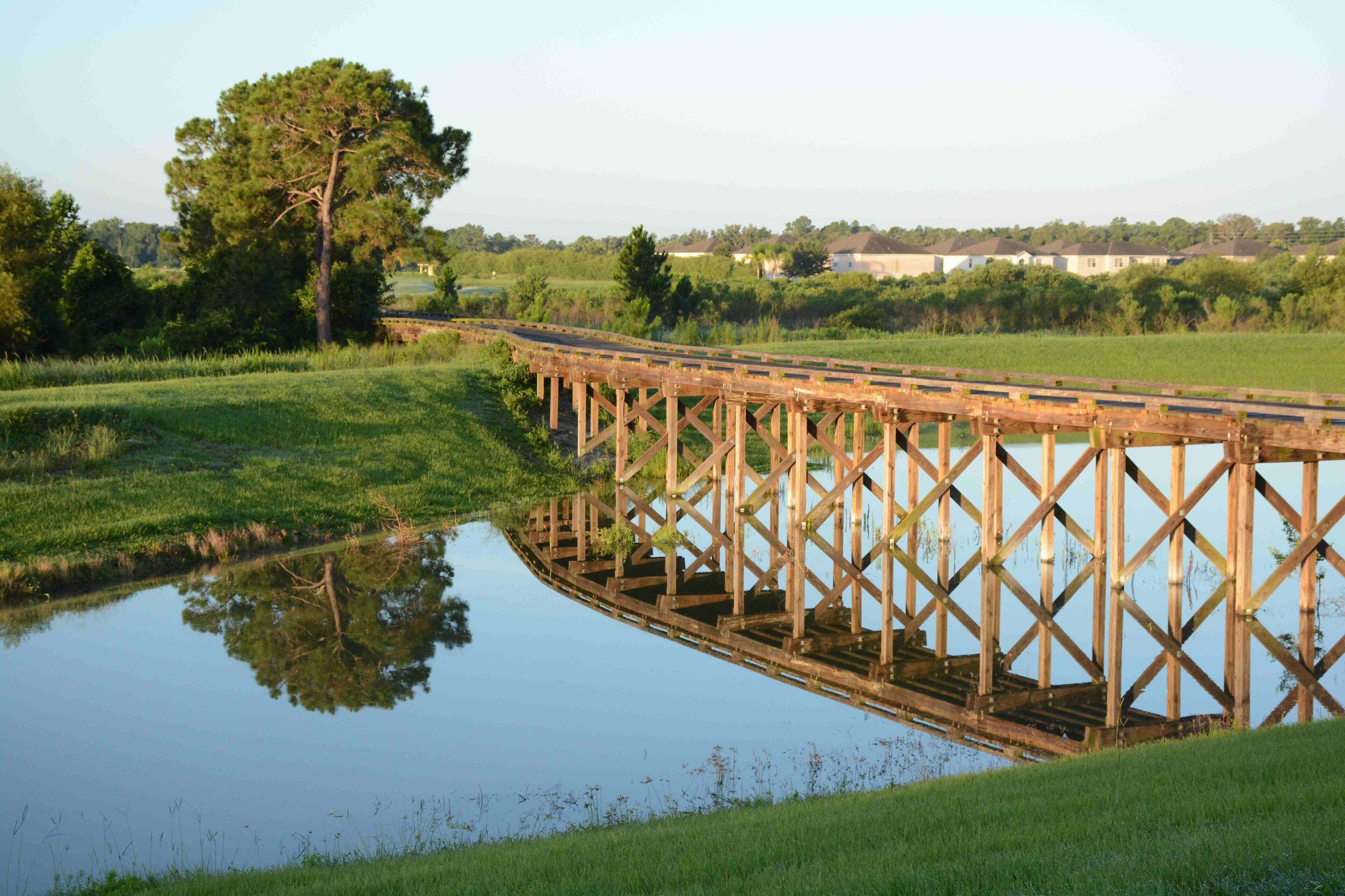 Bridge on golf course, click to load a larger version