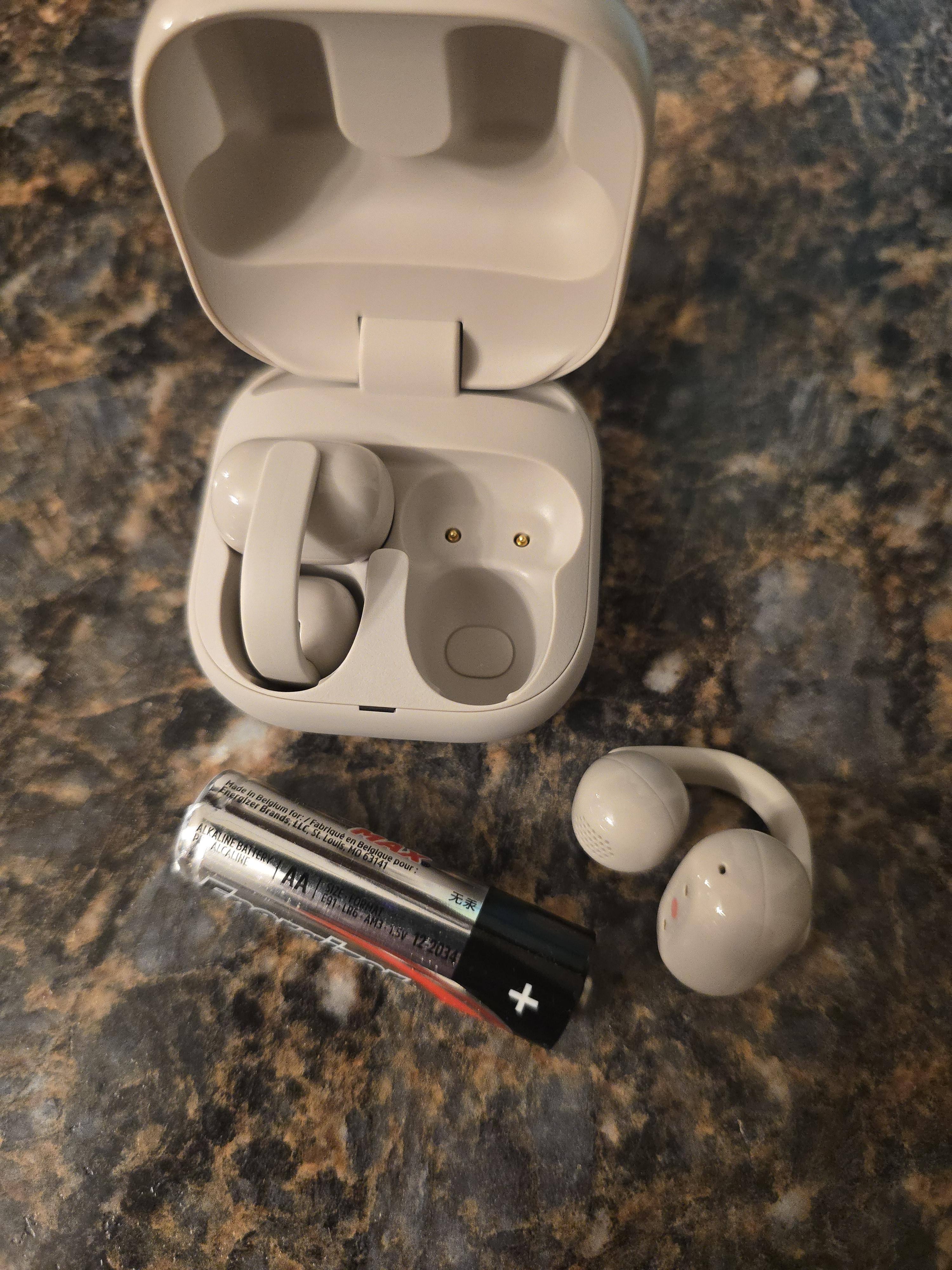 AA battery for scale, click to load a larger version