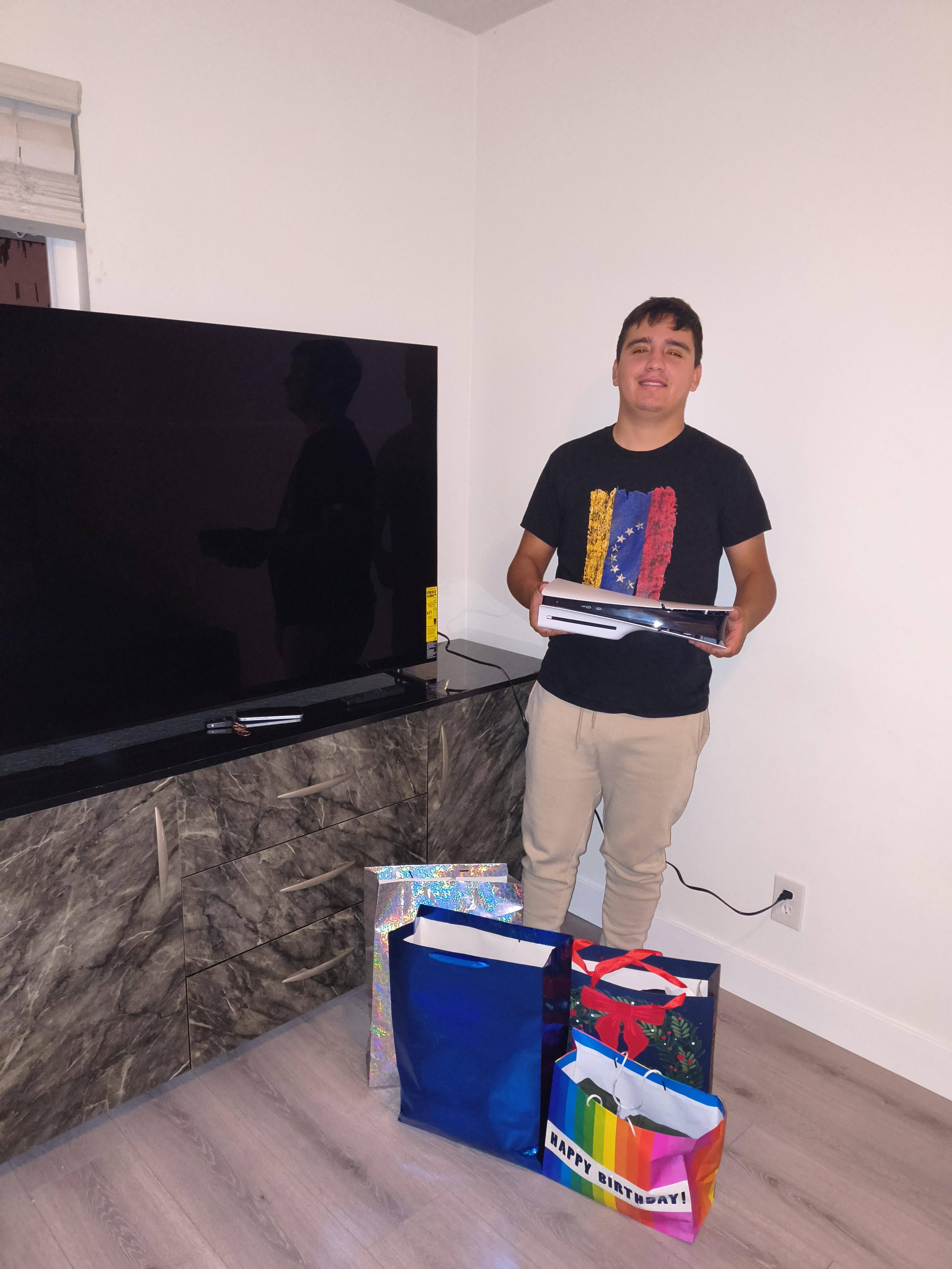 Customer provided, click to load a larger version