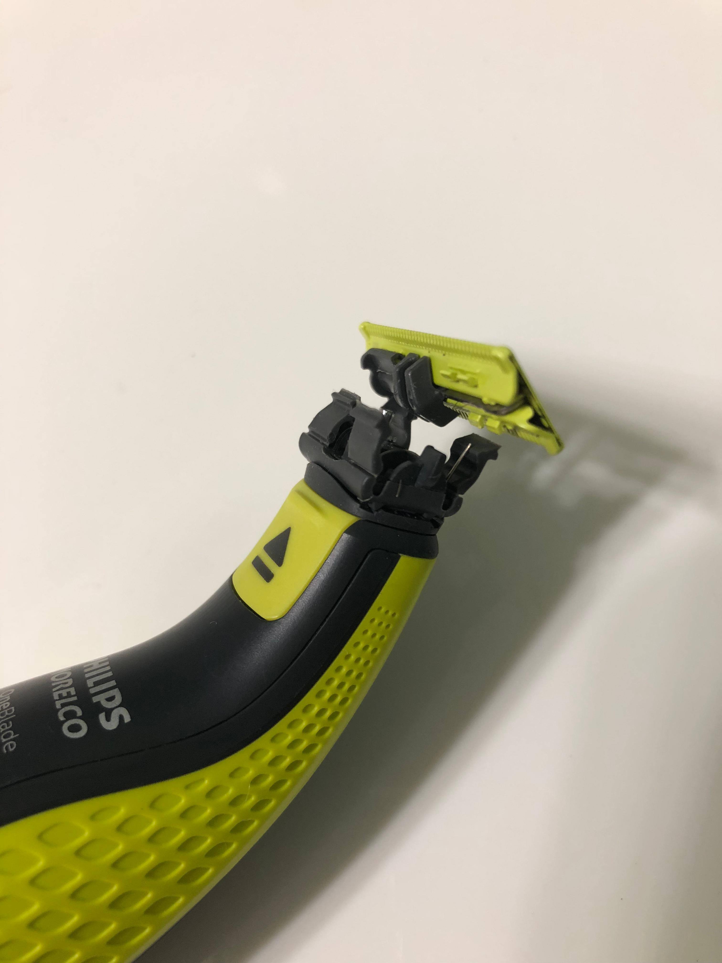 And no... It doesn’t pop back into place., click to load a larger version