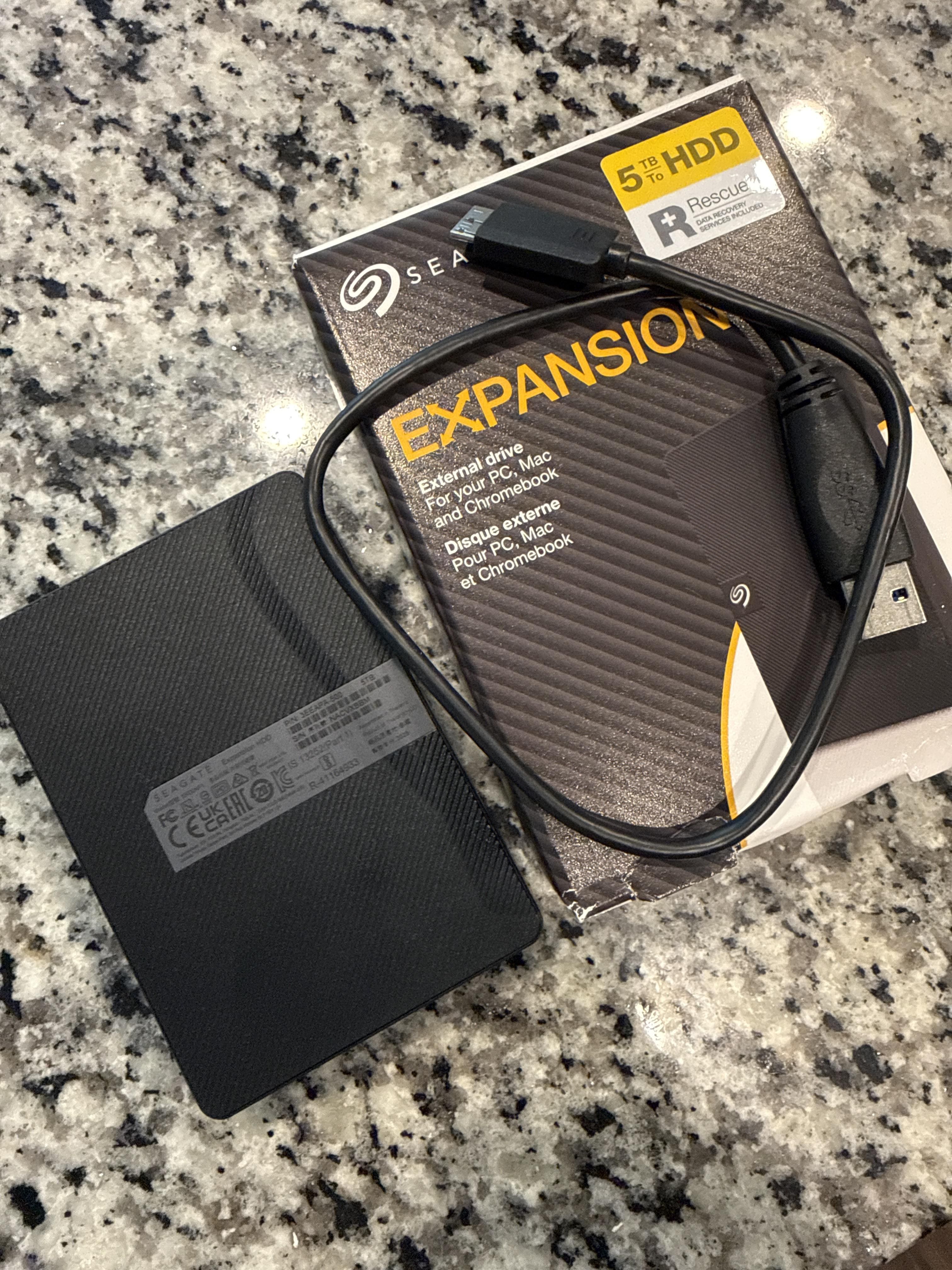 Seagate Expansion 5TB External USB 3.0 Portable Hard Drive with