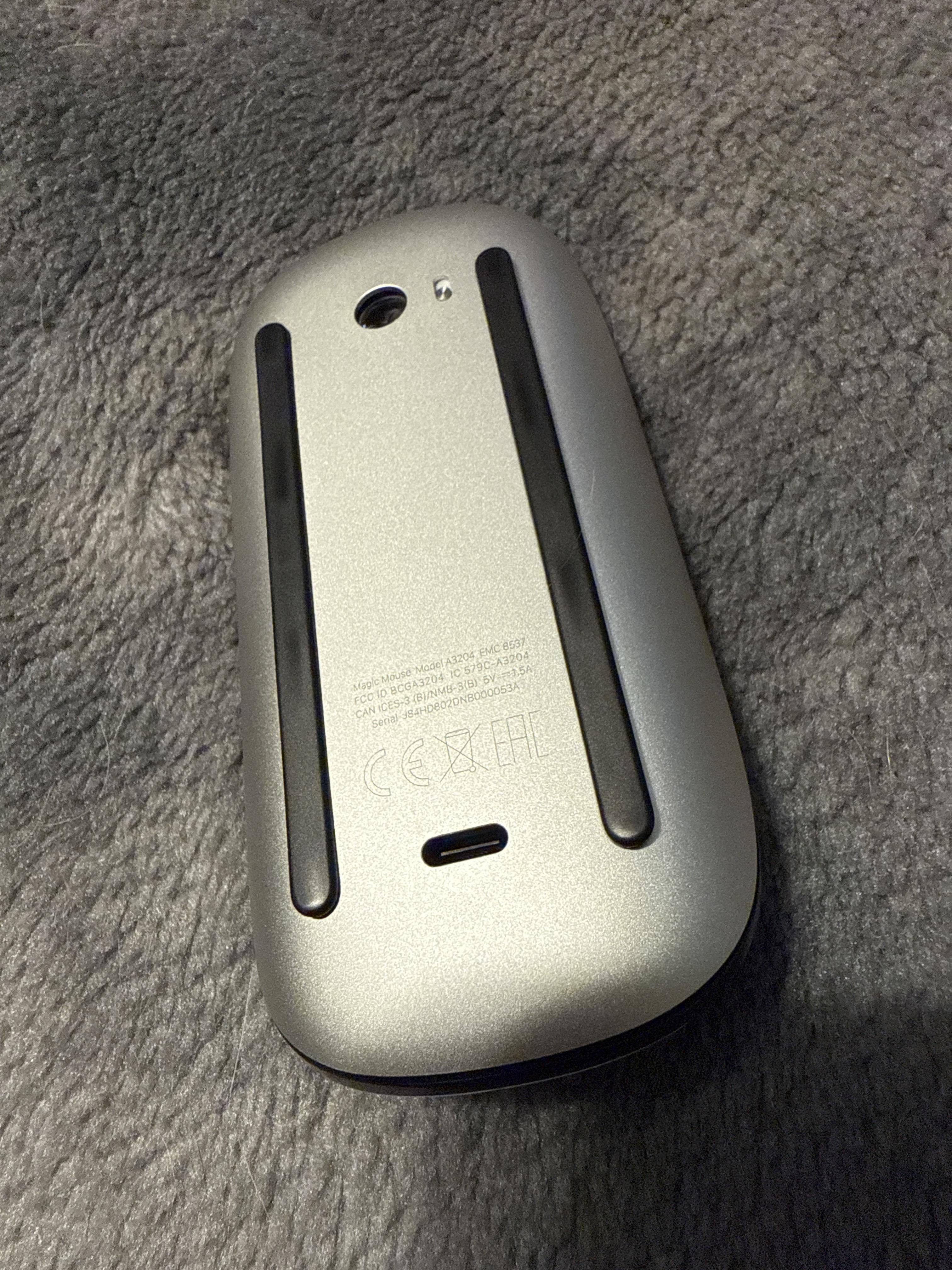 Apple Magic Mouse Multi Touch Surface (USB C) Wireless White Apple Magic Mouse Multi Touch Surface (USB C) Wireless White