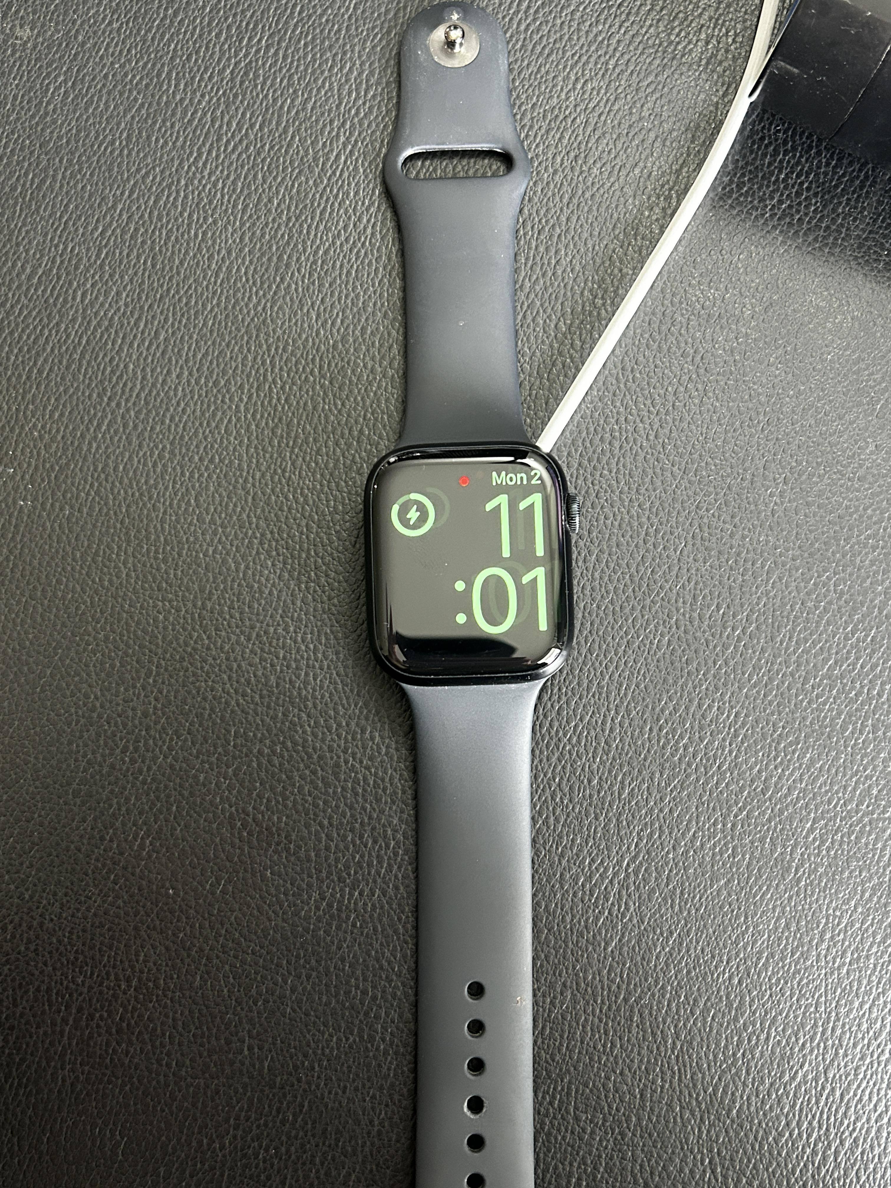 Apple Watch Series 8 (GPS) 45mm Aluminum Case with Midnight Sport