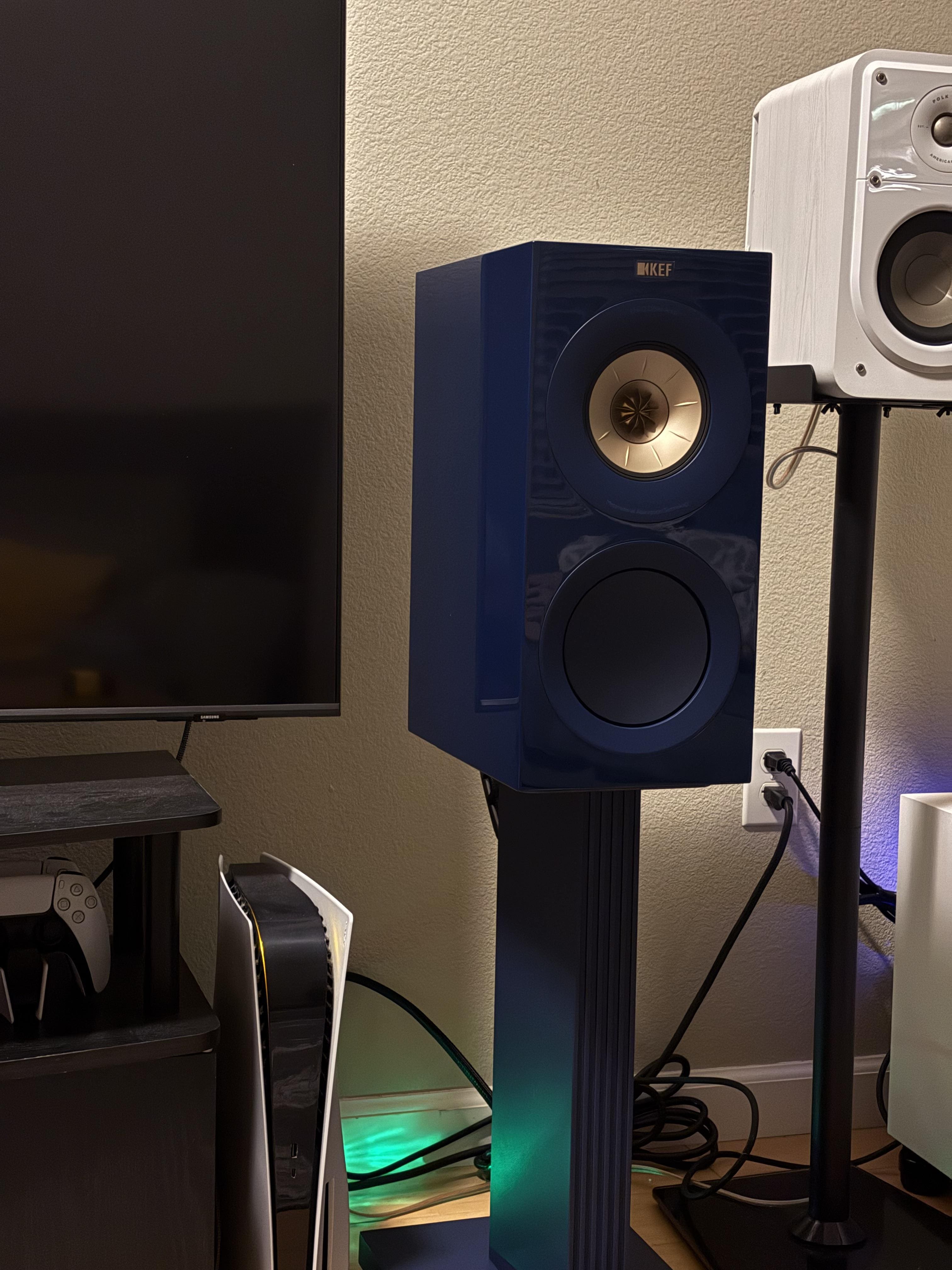KEF R3 Meta Bookshelf Loudspeaker (Pair) Walnut R3WAG - Best Buy