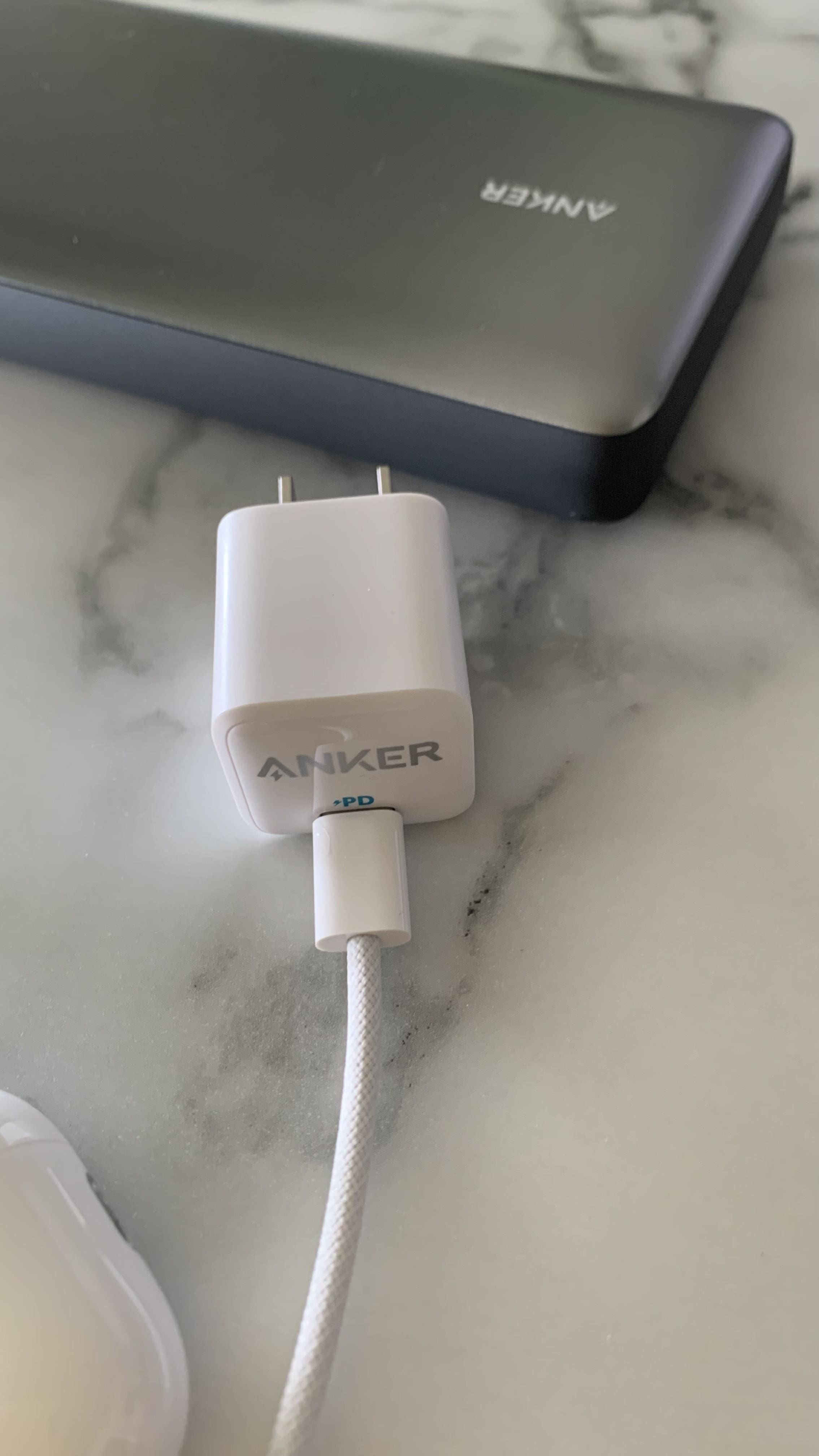Anker 20W Wall Charger White A2654J21-1 - Best Buy