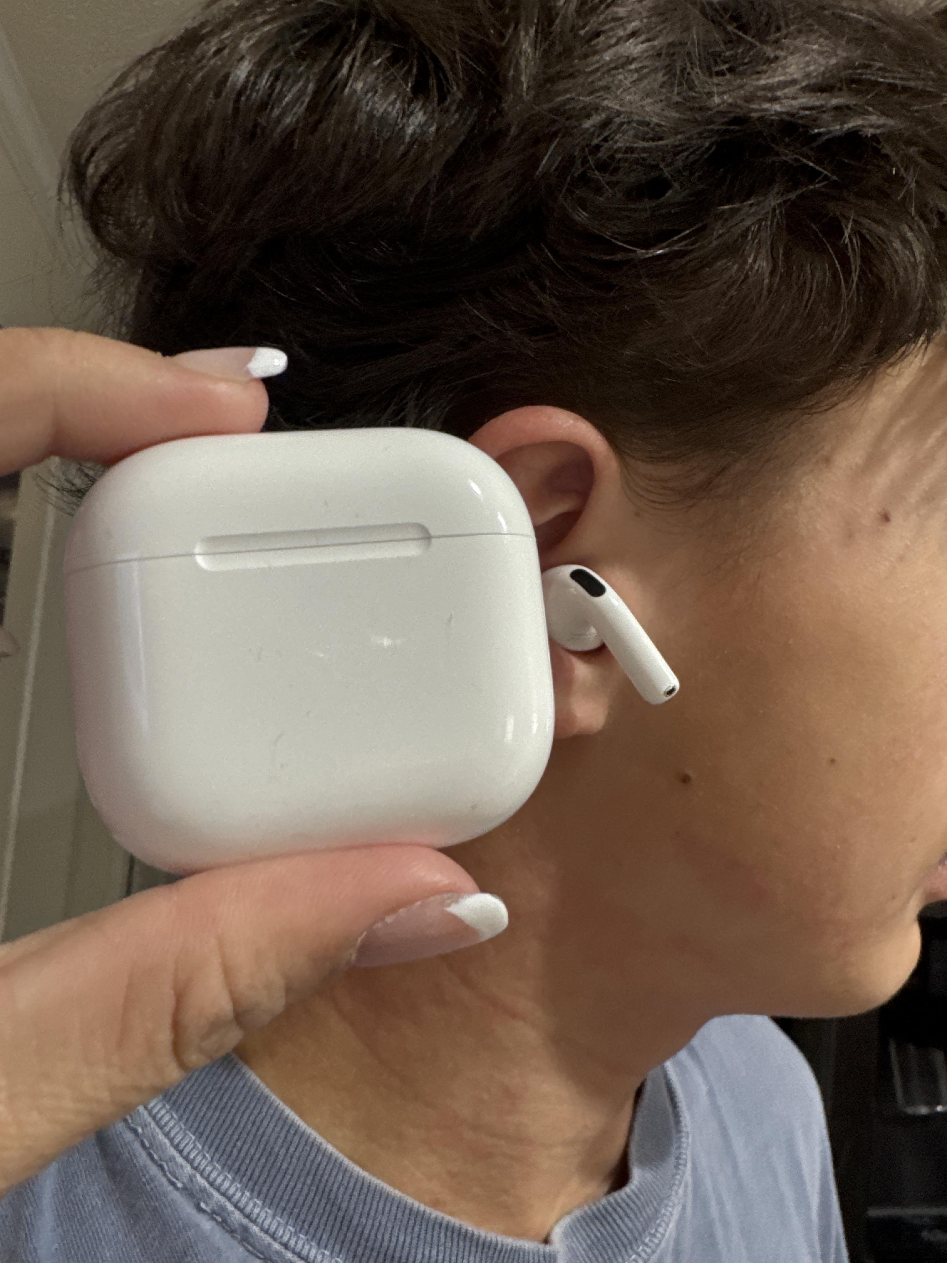 Apple AirPods 4 White MXP63LL/A - Best Buy