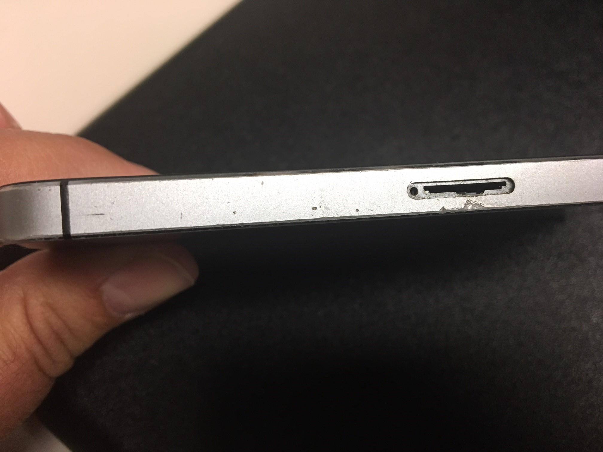 No SIM Cover, click to load a larger version