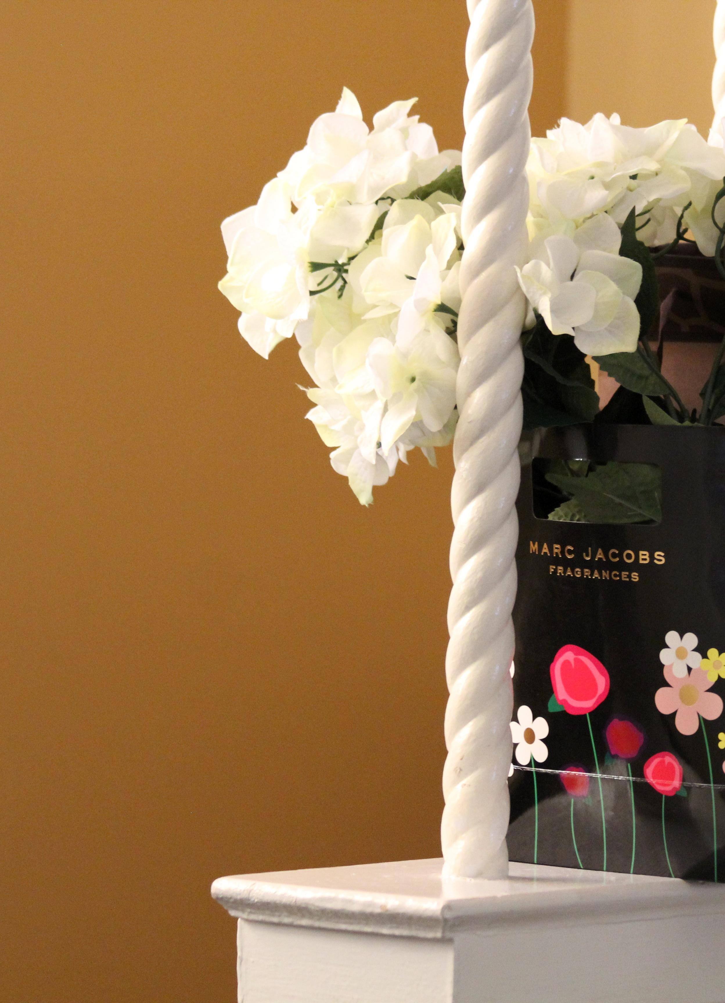 Taken 20ft away using lens out of box and at no flash setting, MF, click to load a larger version