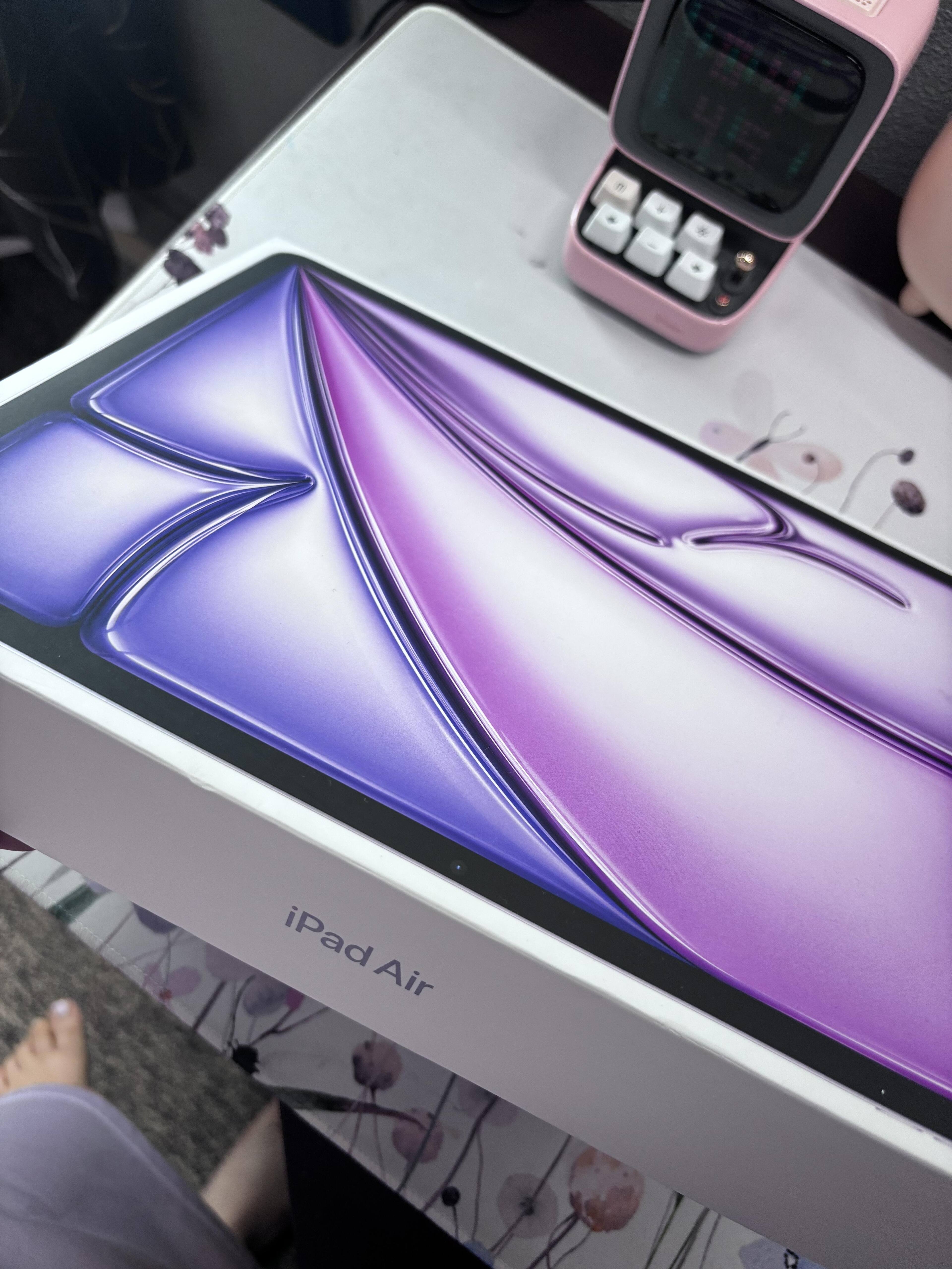 Apple 13 inch iPad Air M2 chip Built for Apple Intelligence Wi Fi