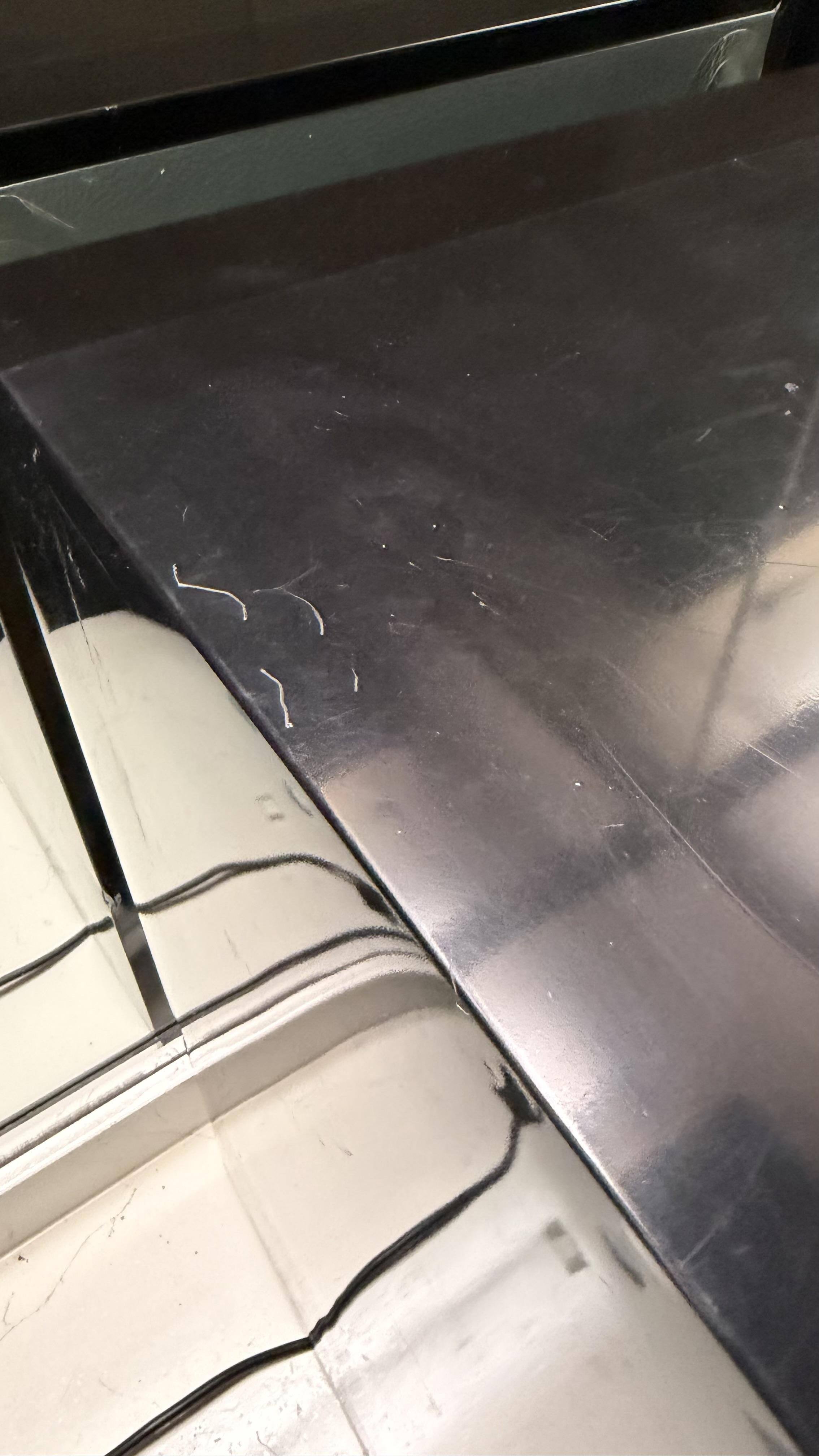 You can clearly see the scratches from my cats claws, click to load a larger version