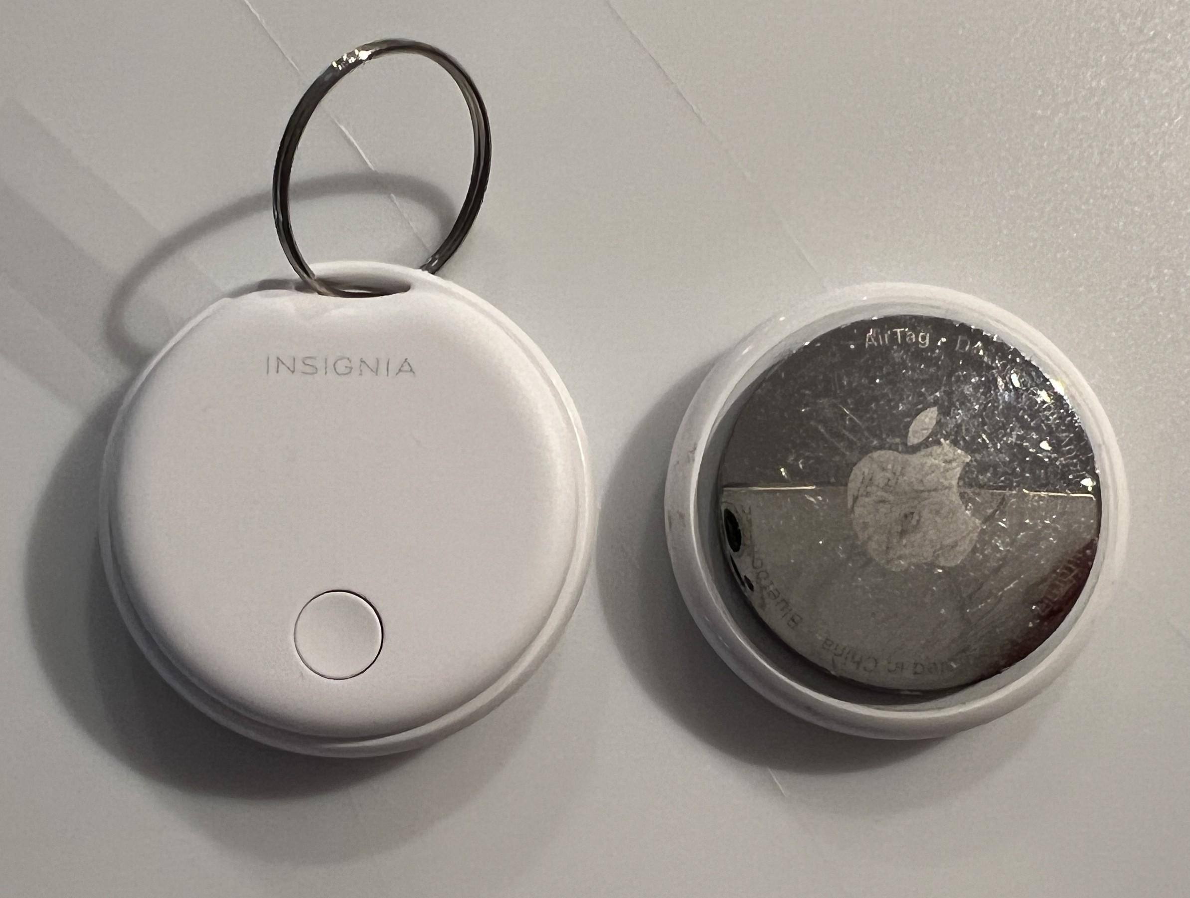 Ring attachment compared to AirTag, click to load a larger version
