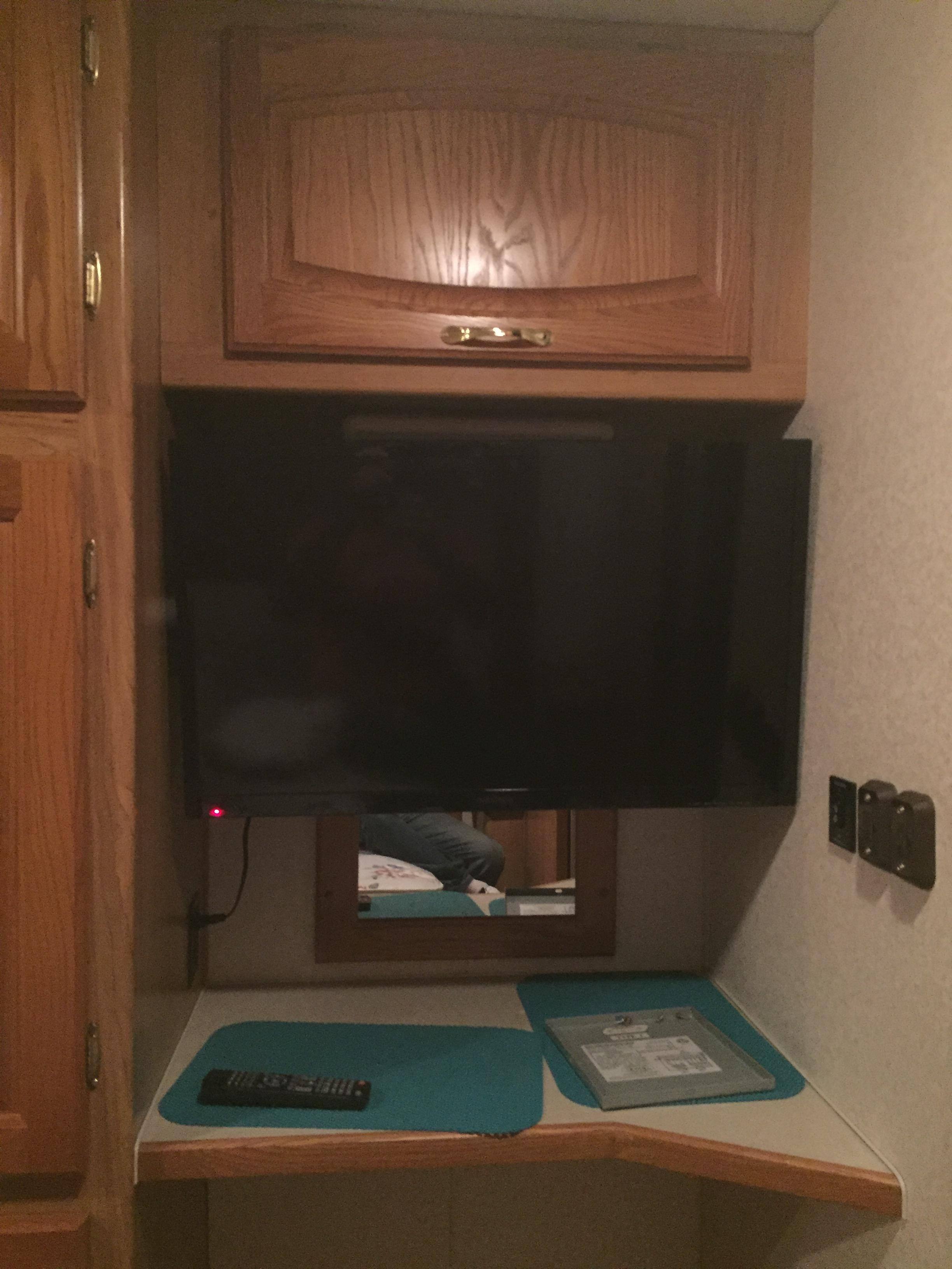 Motorhome Bedroom TV, click to load a larger version