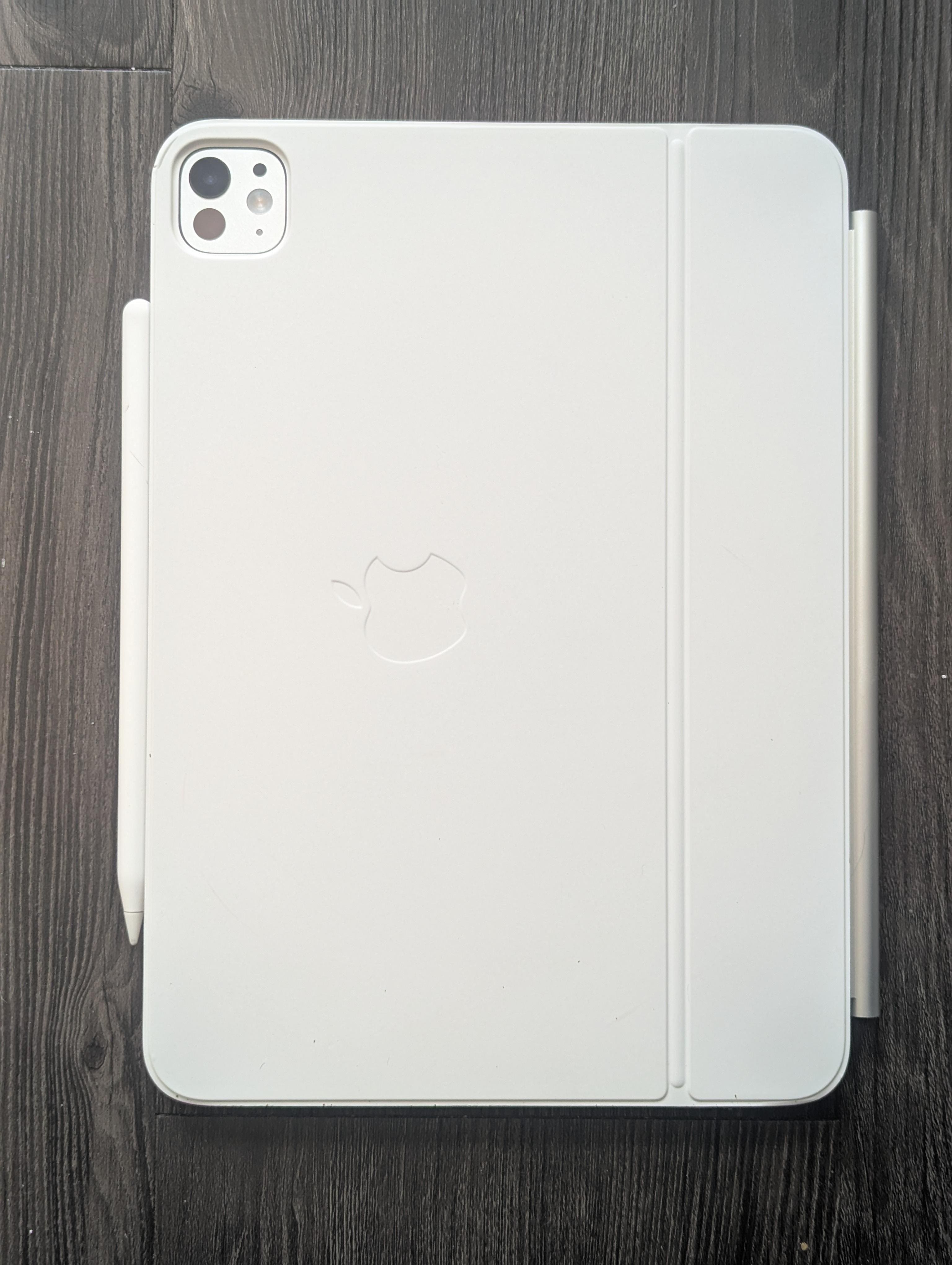 Apple Smart Folio for iPad Pro 11 inch (M4 and M5) White MW973ZM/A